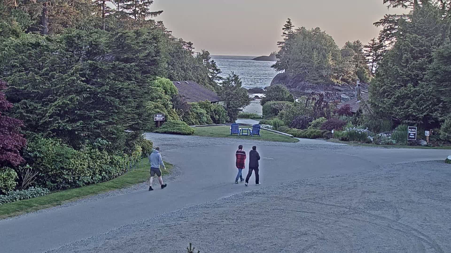 Tofino, Mackenzie Beach Live Cam - Tofino, Alberni-Clayoquot, British Columbia, Canada