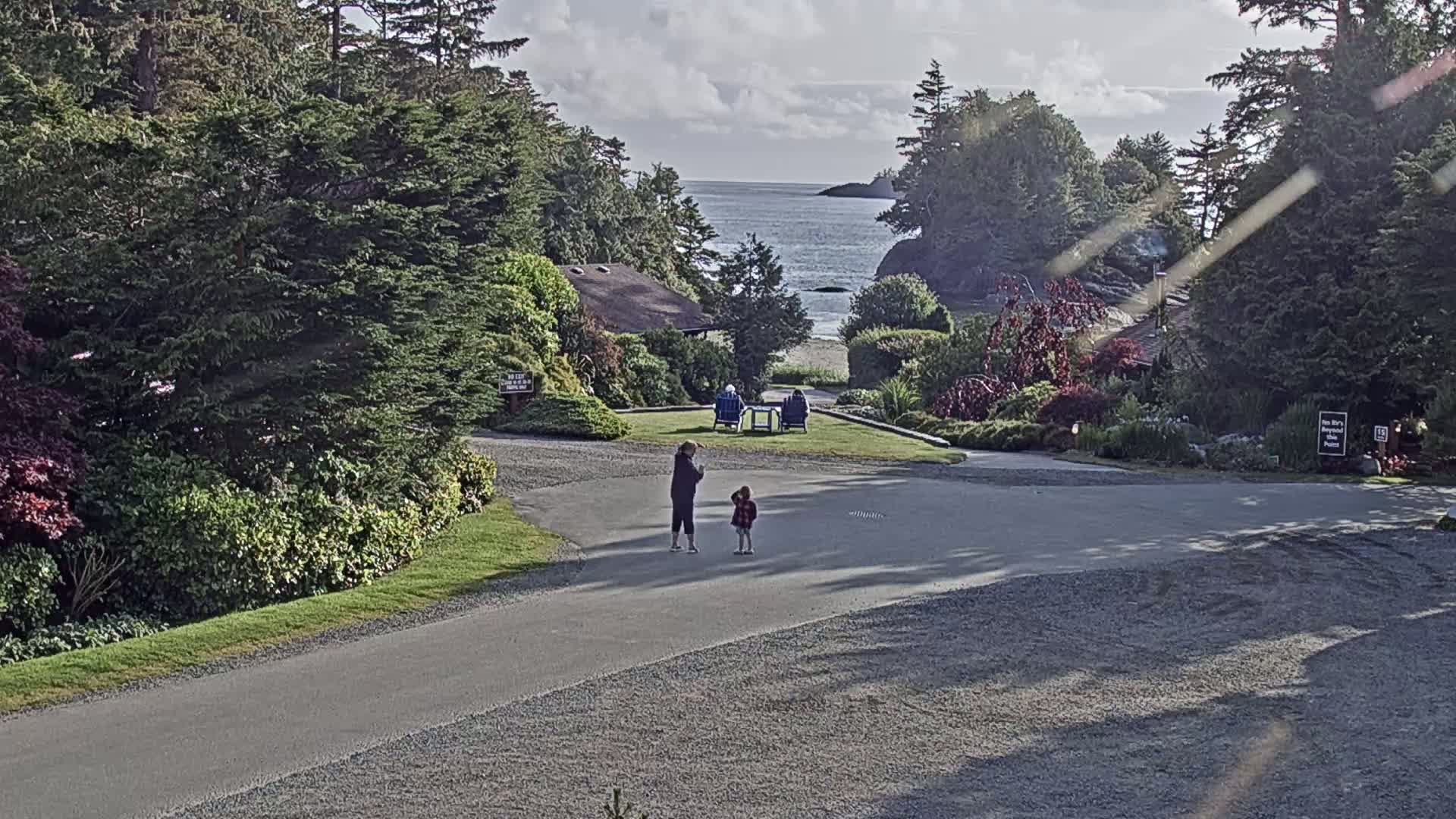 Tofino, Mackenzie Beach Live Cam - Tofino, Alberni-Clayoquot, British Columbia, Canada