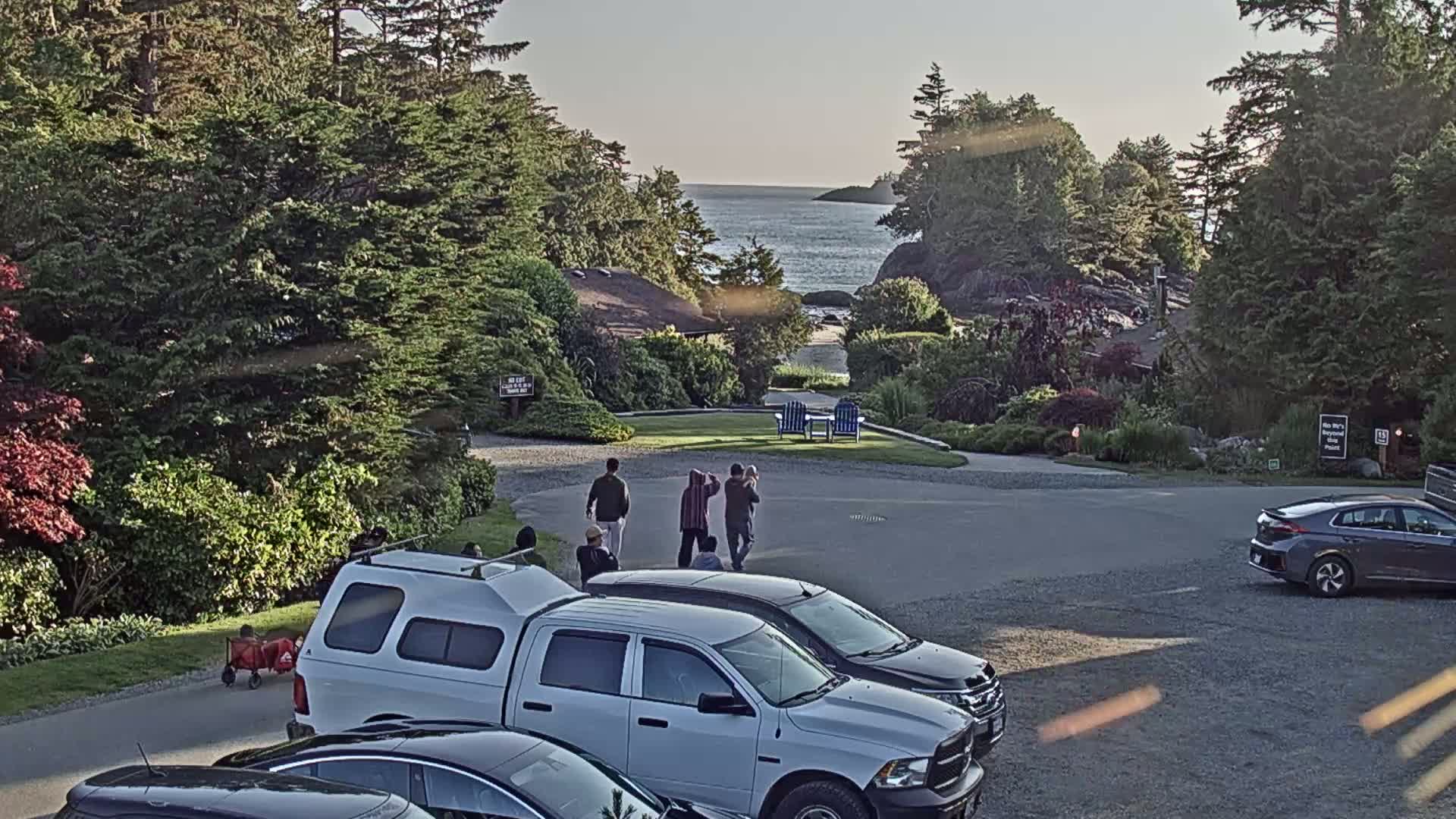 Tofino, Mackenzie Beach Live Cam - Tofino, Alberni-Clayoquot, British Columbia, Canada
