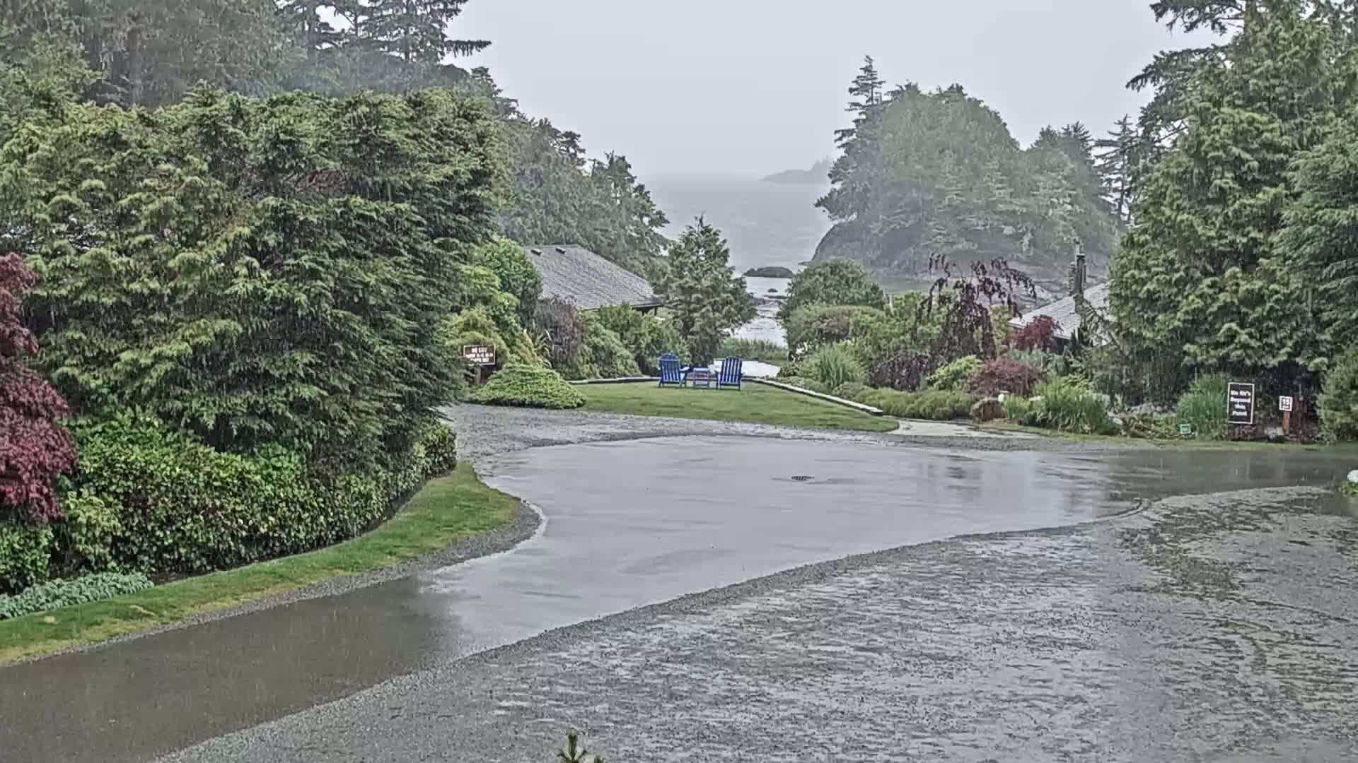 Tofino, Mackenzie Beach Live Cam - Tofino, Alberni-Clayoquot, British Columbia, Canada