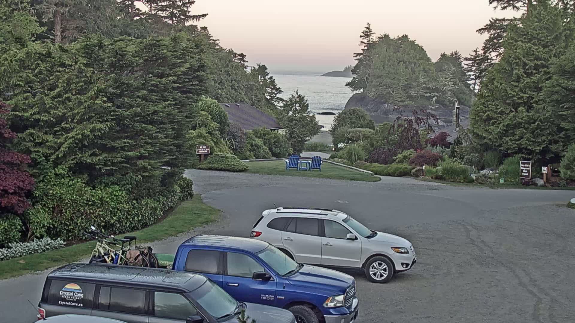 Tofino, Mackenzie Beach Live Cam - Tofino, Alberni-Clayoquot, British Columbia, Canada