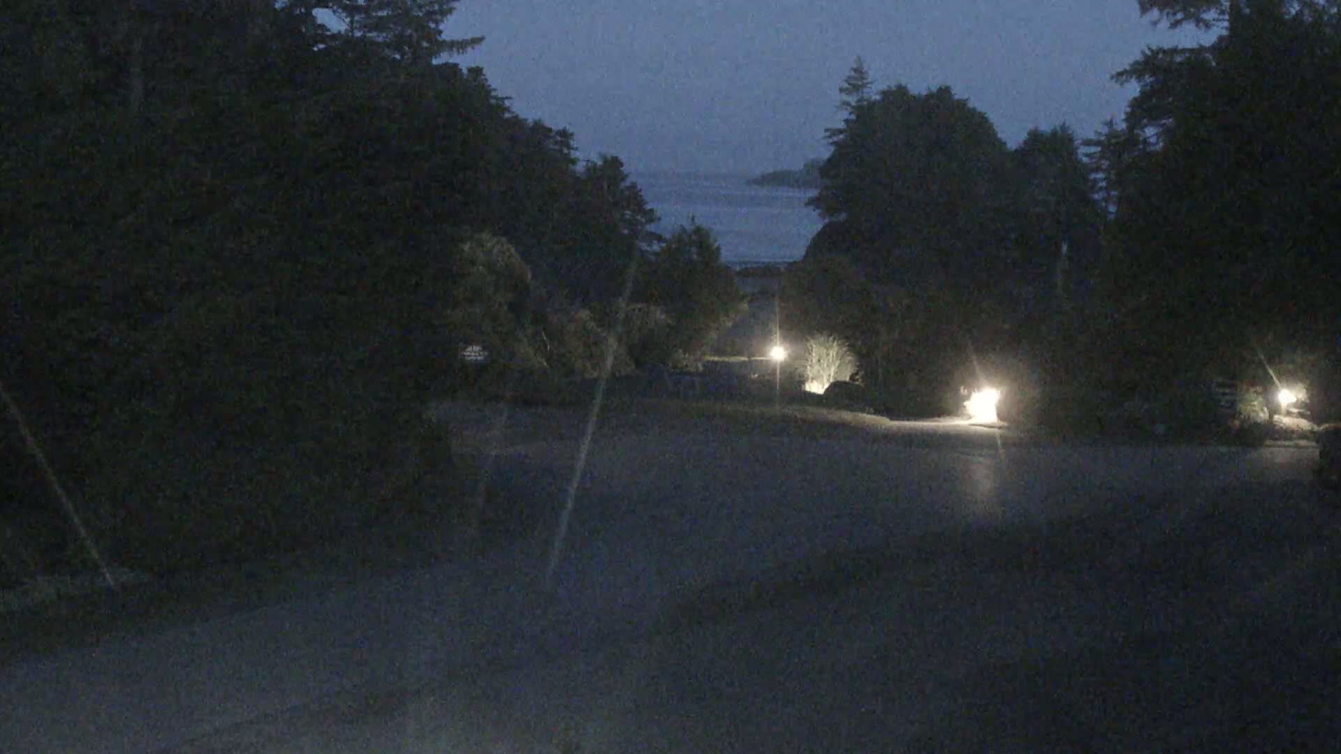 Tofino, Mackenzie Beach Live Cam - Tofino, Alberni-Clayoquot, British Columbia, Canada