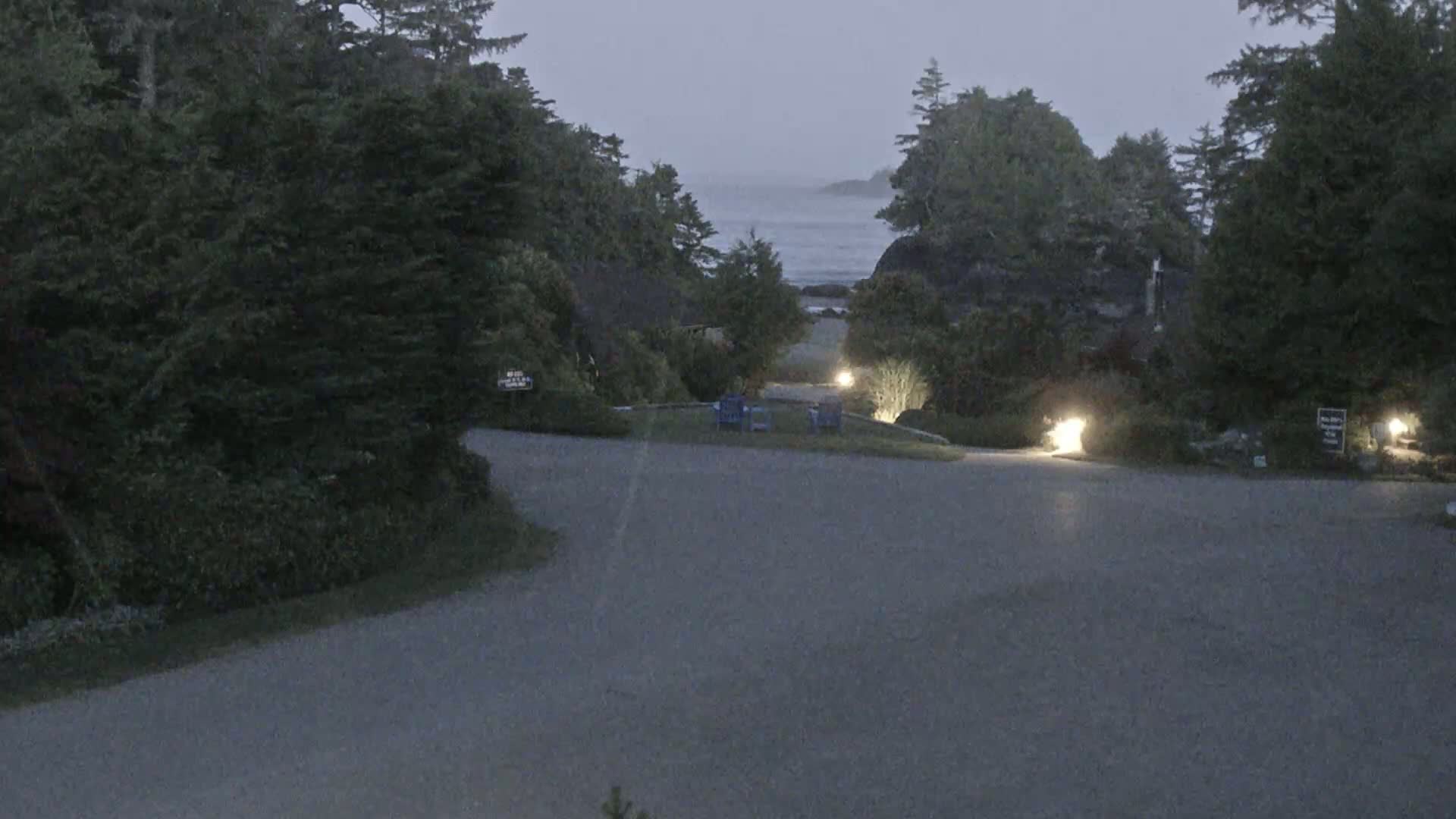 Tofino, Mackenzie Beach Live Cam - Tofino, Alberni-Clayoquot, British Columbia, Canada