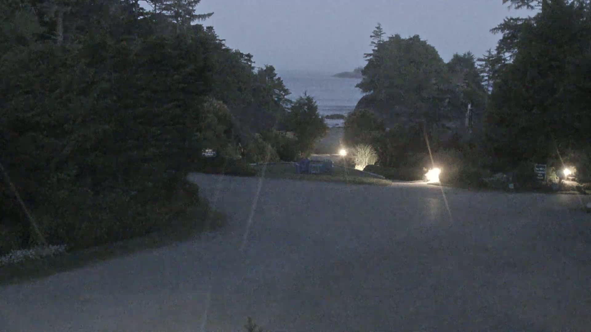 Tofino, Mackenzie Beach Live Cam - Tofino, Alberni-Clayoquot, British Columbia, Canada