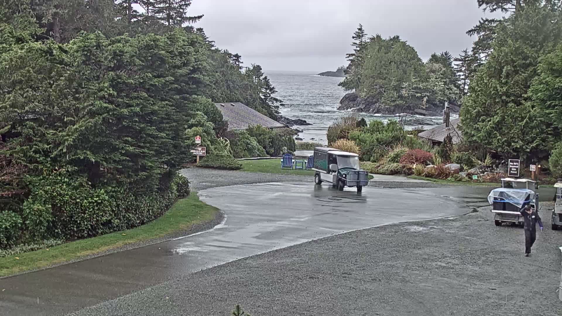 Tofino, Mackenzie Beach Live Cam - Tofino, Alberni-Clayoquot, British Columbia, Canada