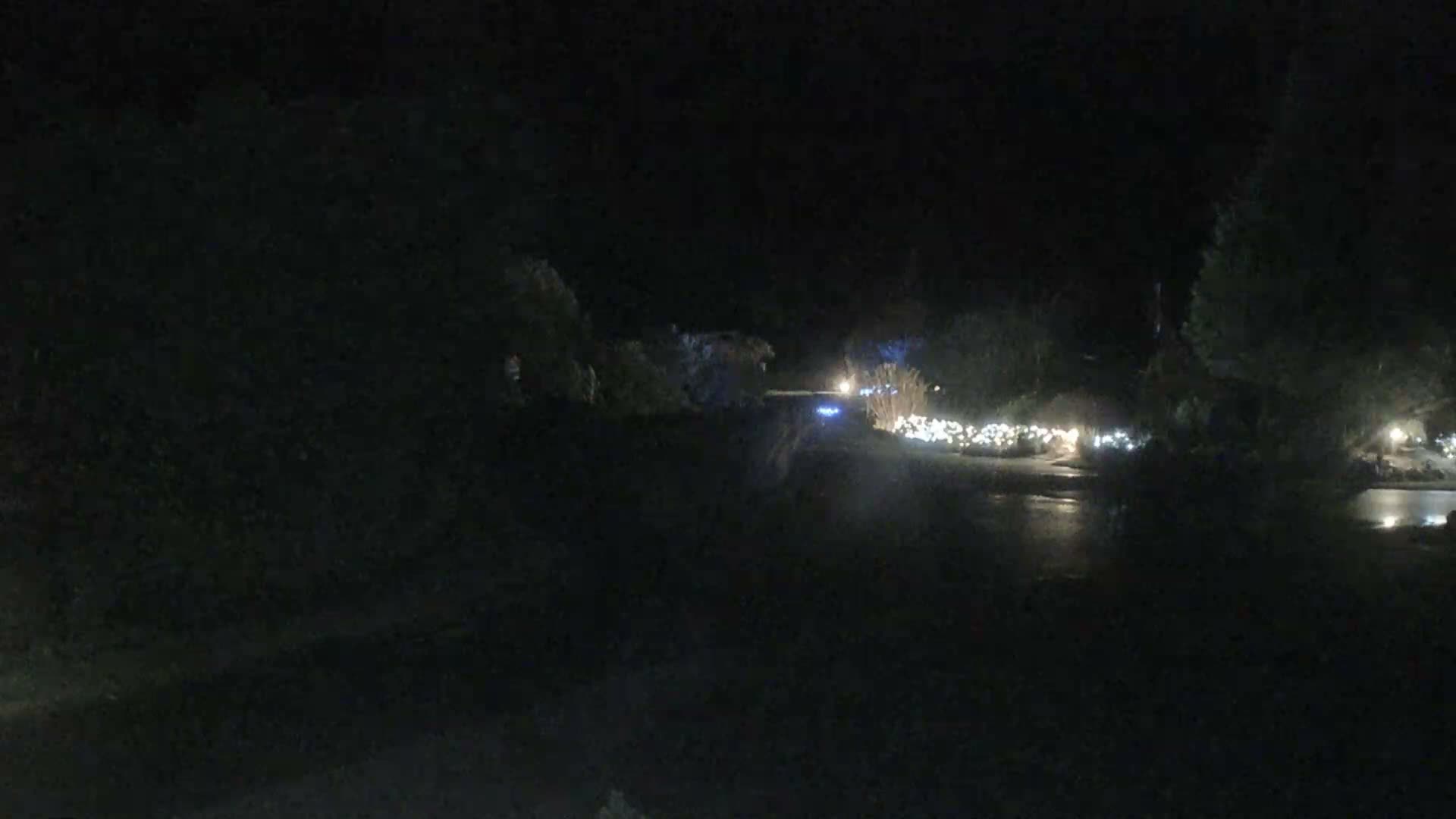 Tofino, Mackenzie Beach Live Cam - Tofino, Alberni-Clayoquot, British Columbia, Canada