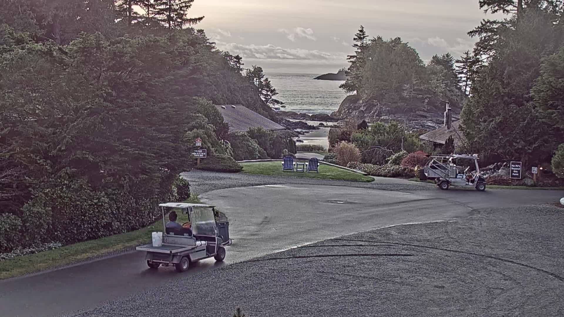 Tofino, Mackenzie Beach Live Cam - Tofino, Alberni-Clayoquot, British Columbia, Canada