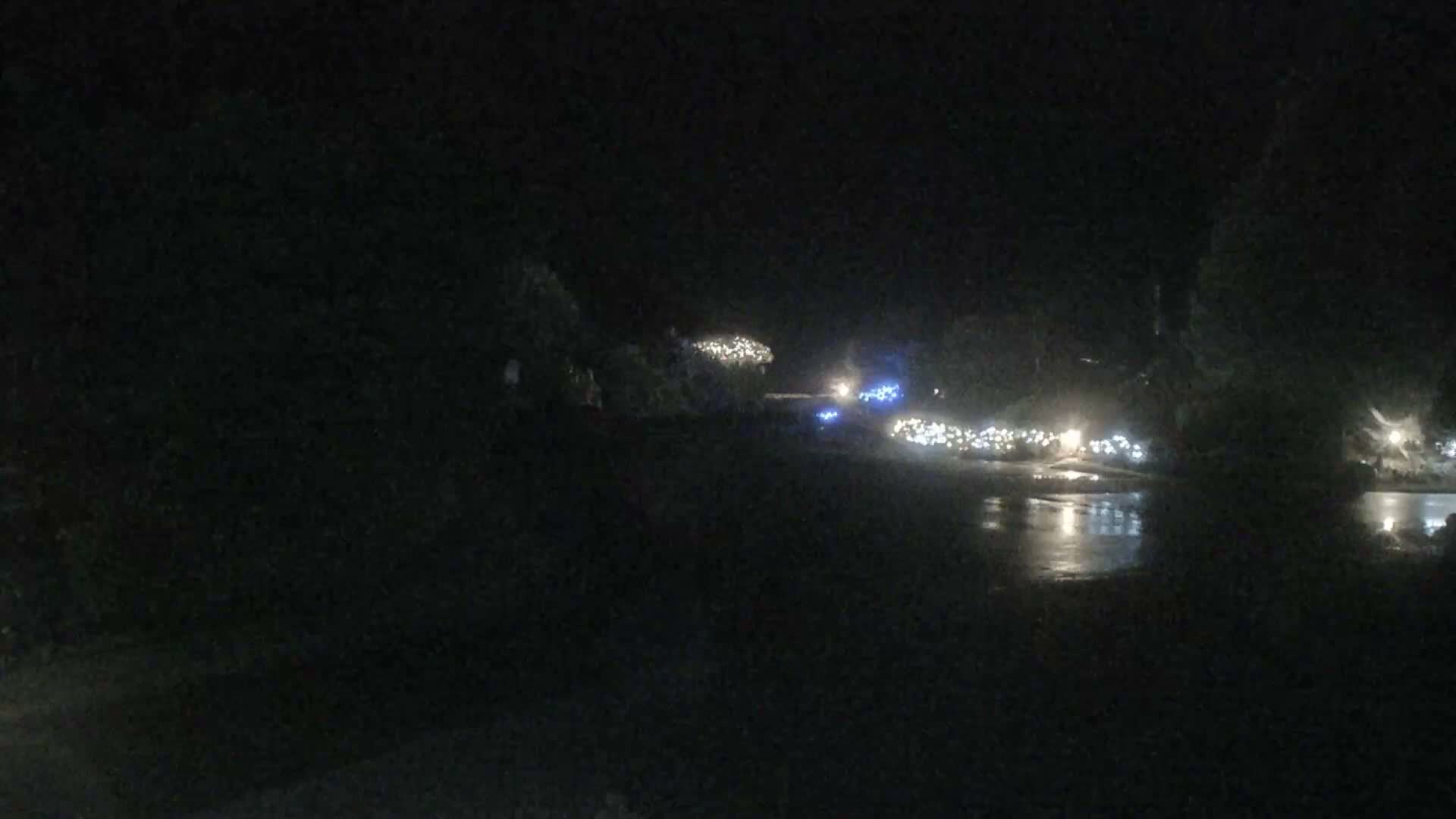 Tofino, Mackenzie Beach Live Cam - Tofino, Alberni-Clayoquot, British Columbia, Canada