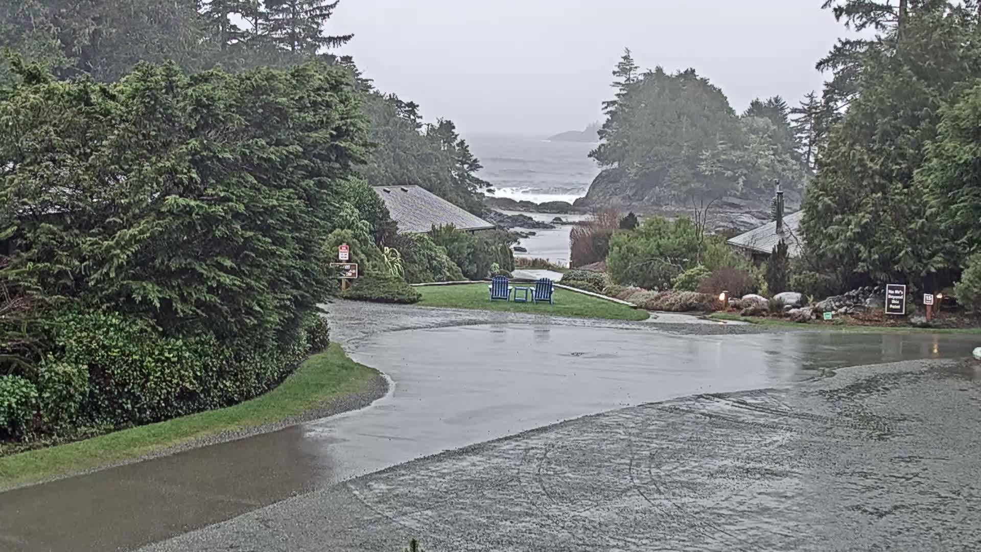 Tofino, Mackenzie Beach Live Cam - Tofino, Alberni-Clayoquot, British Columbia, Canada