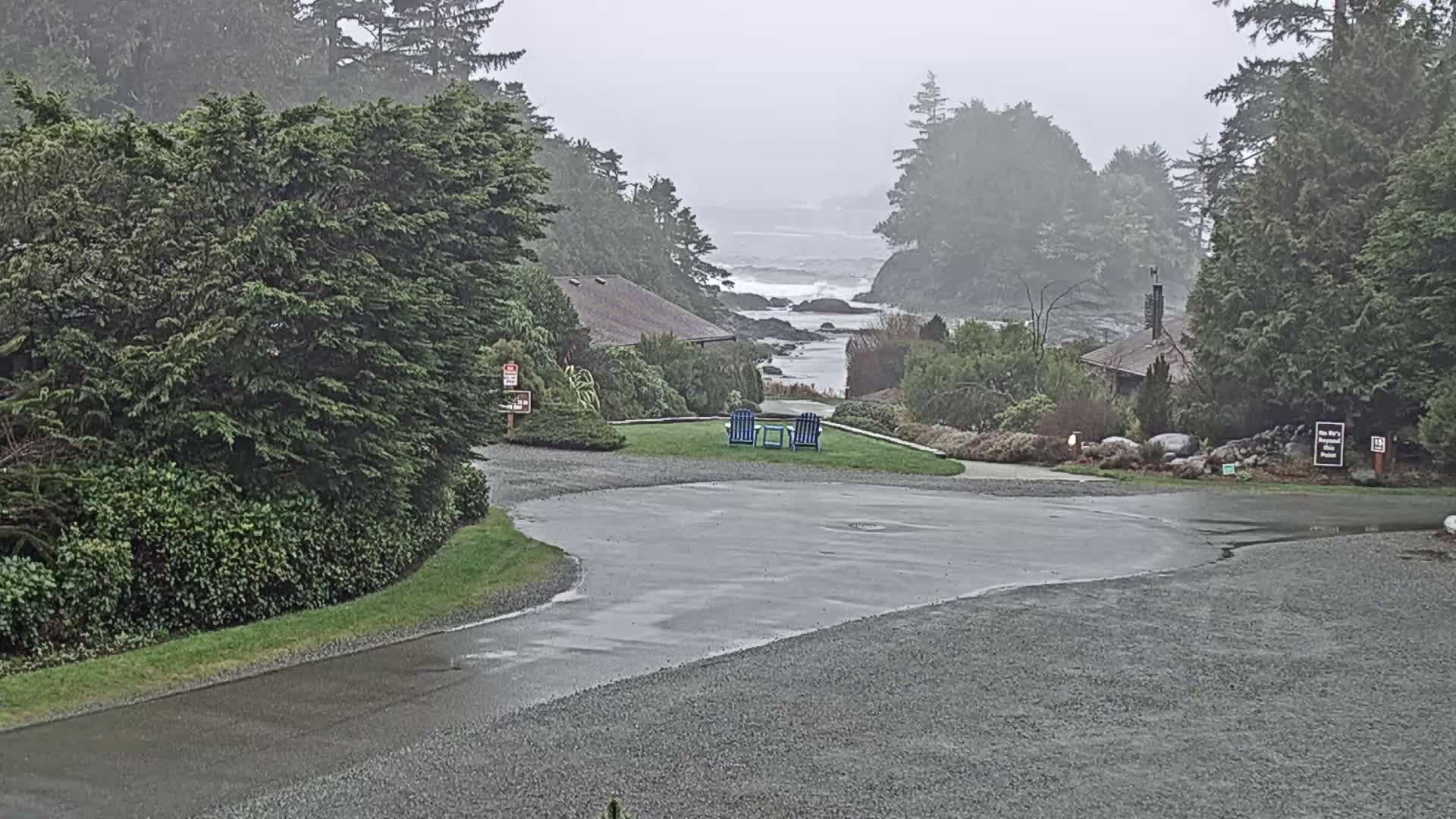 Tofino, Mackenzie Beach Live Cam - Tofino, Alberni-Clayoquot, British Columbia, Canada