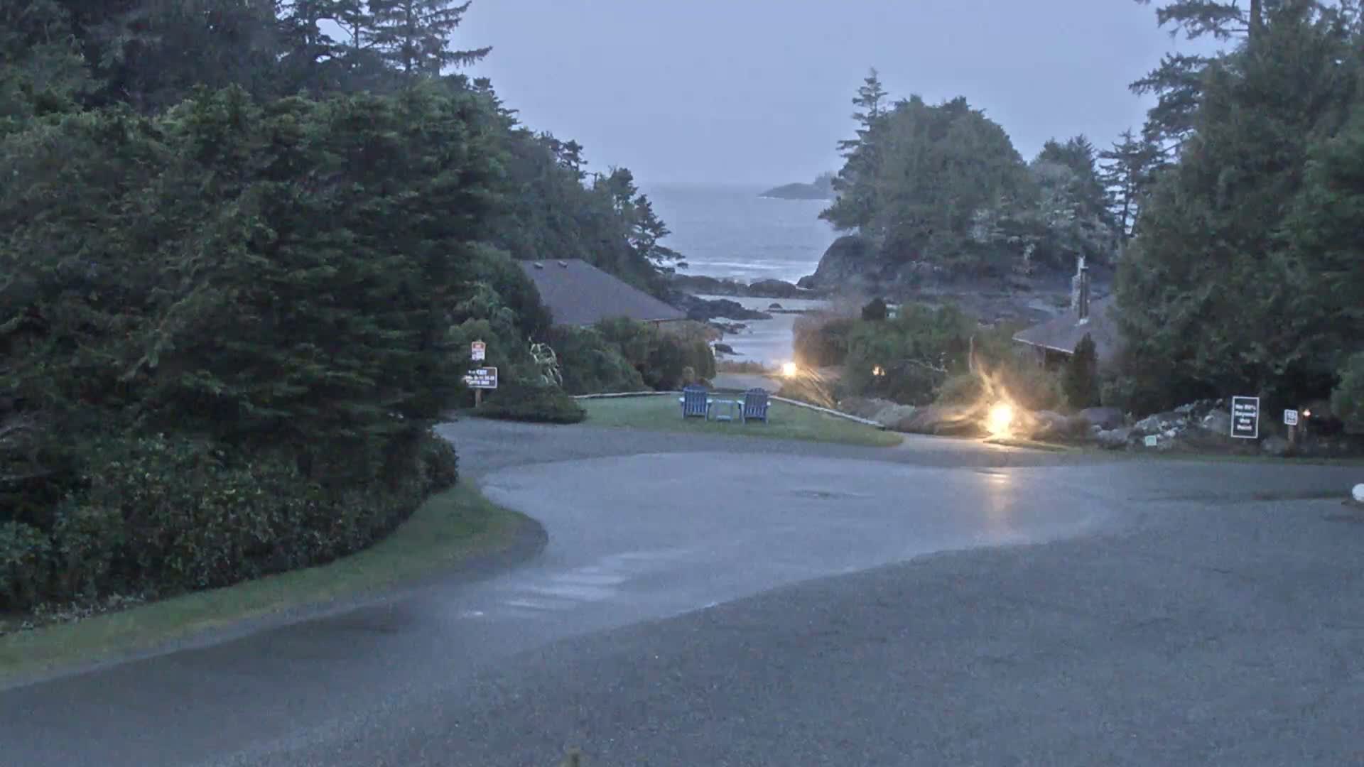 Tofino, Mackenzie Beach Live Cam - Tofino, Alberni-Clayoquot, British Columbia, Canada