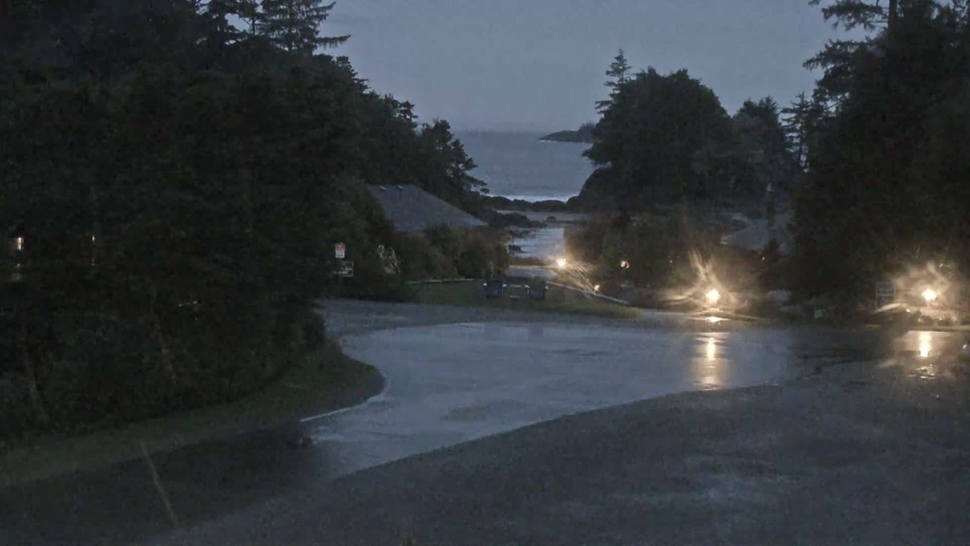Tofino, Mackenzie Beach Live Cam - Tofino, Alberni-Clayoquot, British Columbia, Canada