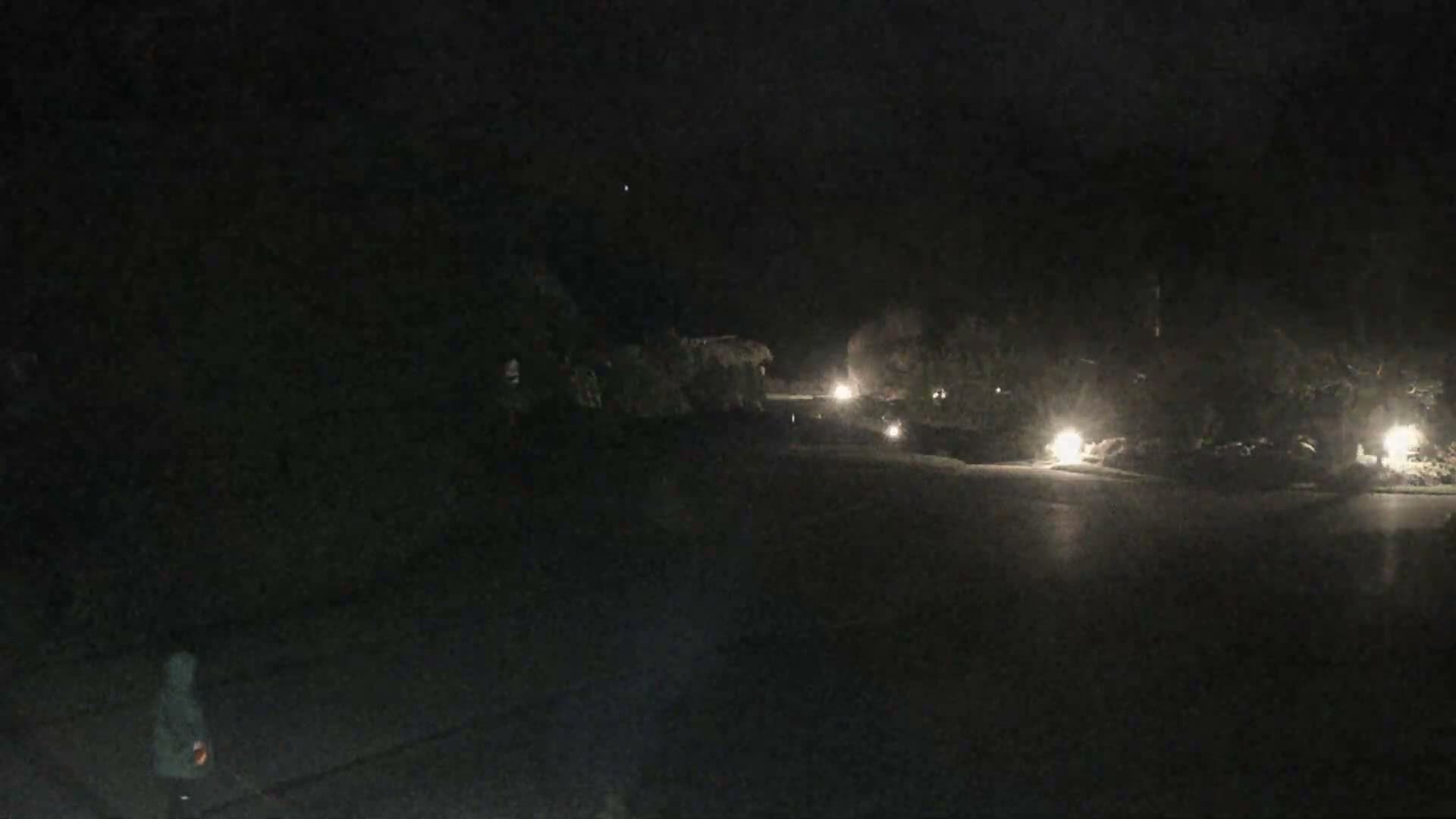 Tofino, Mackenzie Beach Live Cam - Tofino, Alberni-Clayoquot, British Columbia, Canada