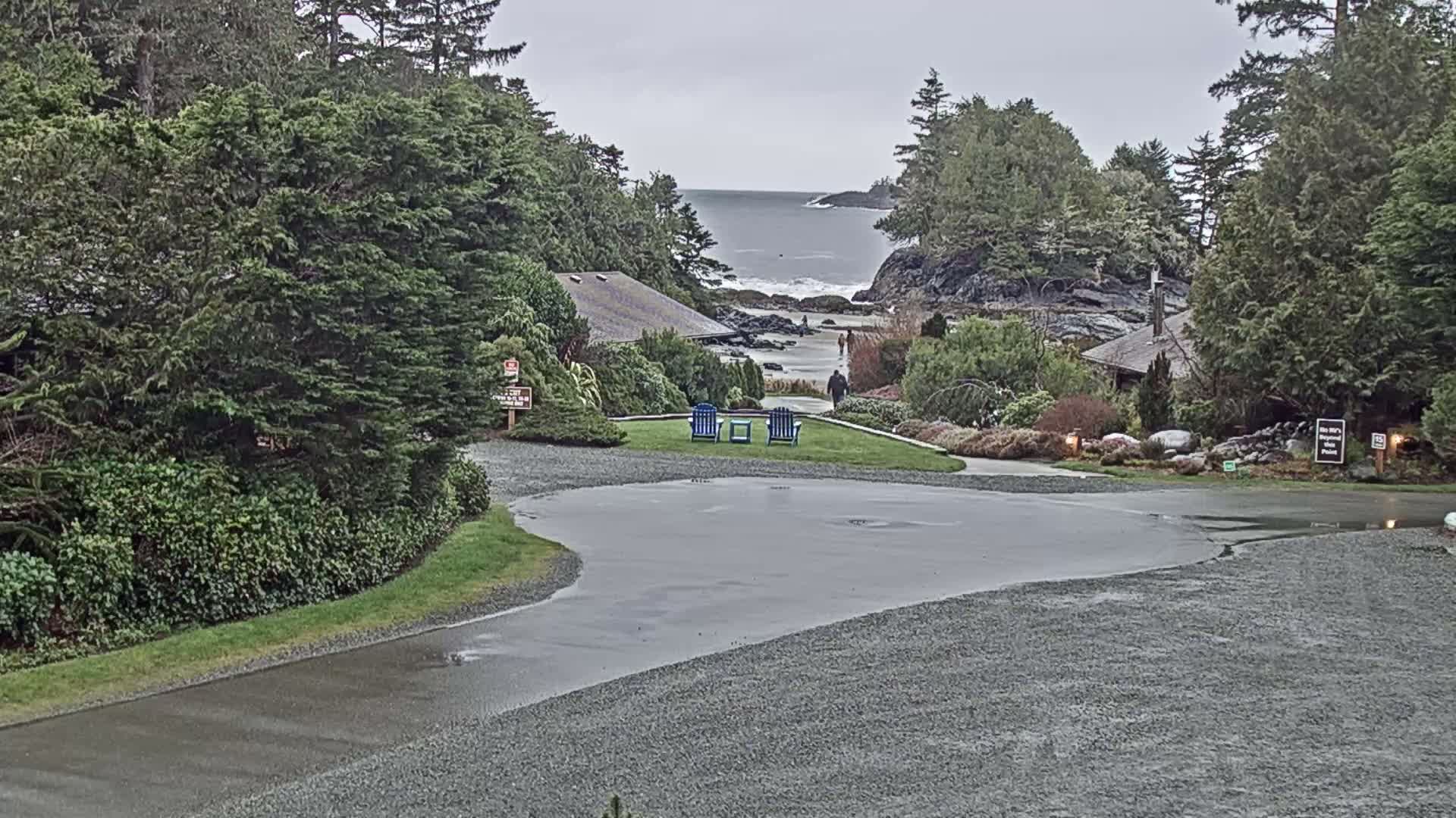 Tofino, Mackenzie Beach Live Cam - Tofino, Alberni-Clayoquot, British Columbia, Canada