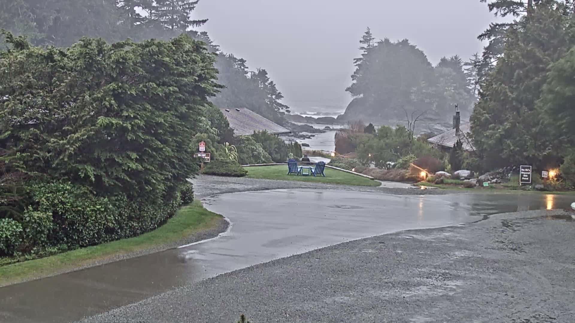 Tofino, Mackenzie Beach Live Cam - Tofino, Alberni-Clayoquot, British Columbia, Canada