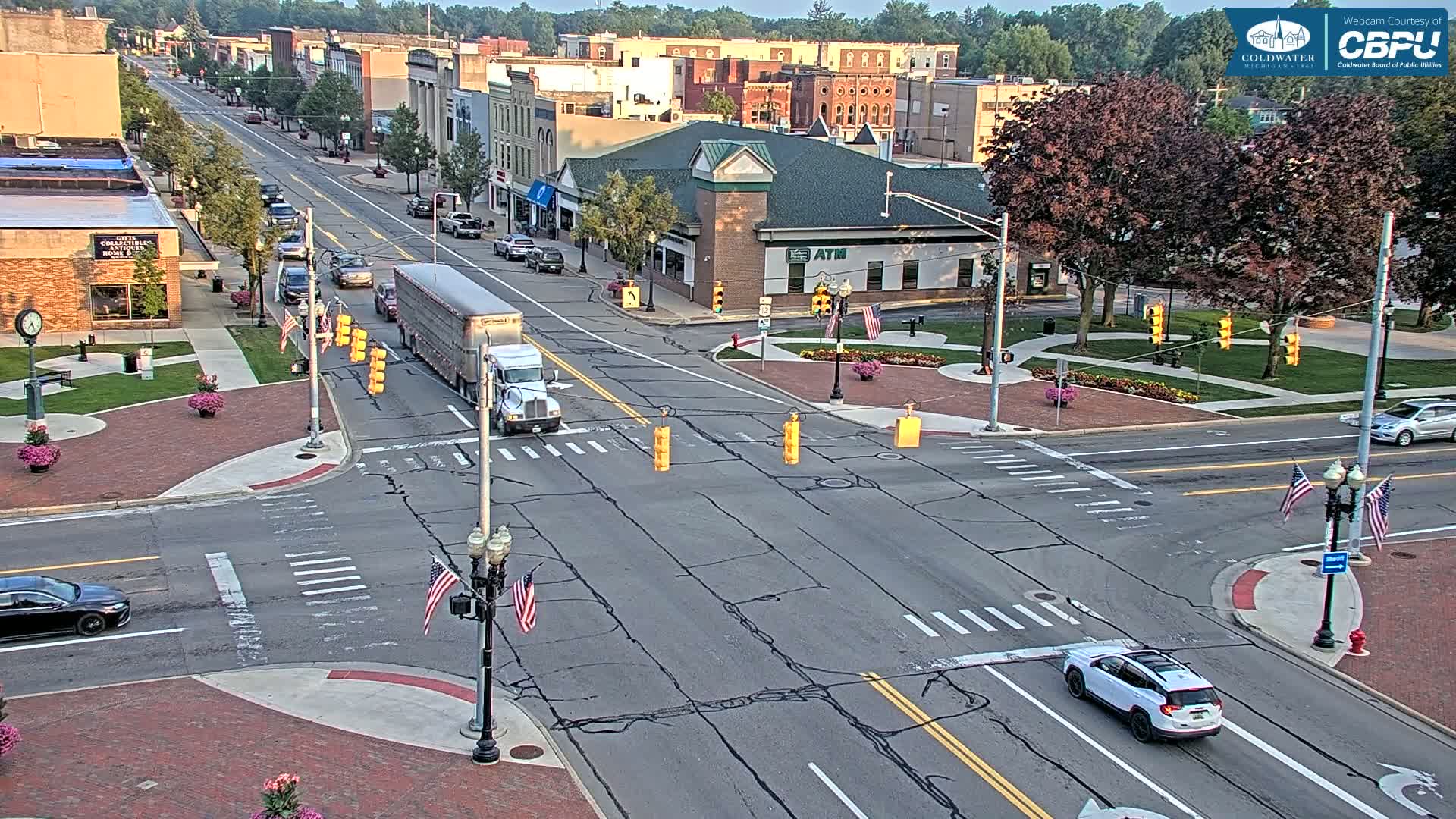 Coldwater Downtown Live Cam - Coldwater, Branch, Michigan, USA