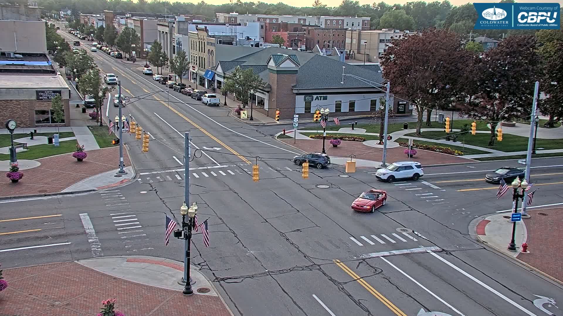 Coldwater Downtown Live Cam - Coldwater, Branch, Michigan, USA