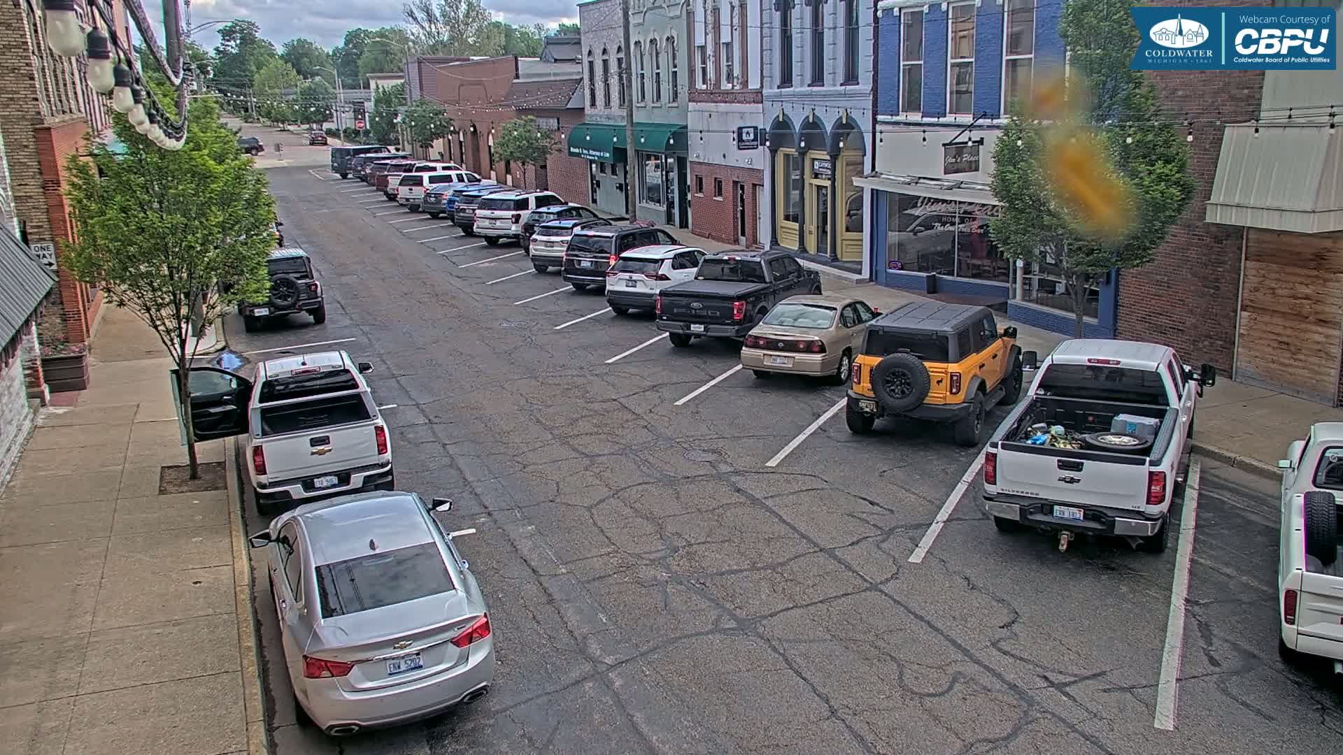 Coldwater, Monroe Street Live Cam - Coldwater, Branch, Michigan, USA