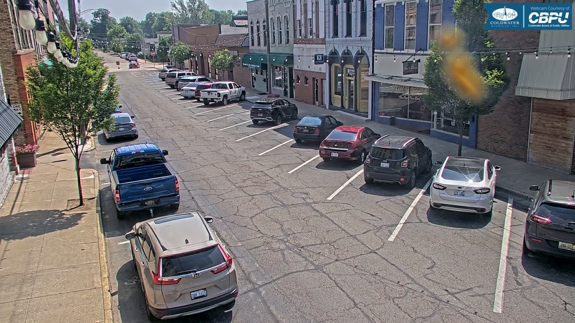 Coldwater, Monroe Street Live Cam - Coldwater, Branch, Michigan, USA