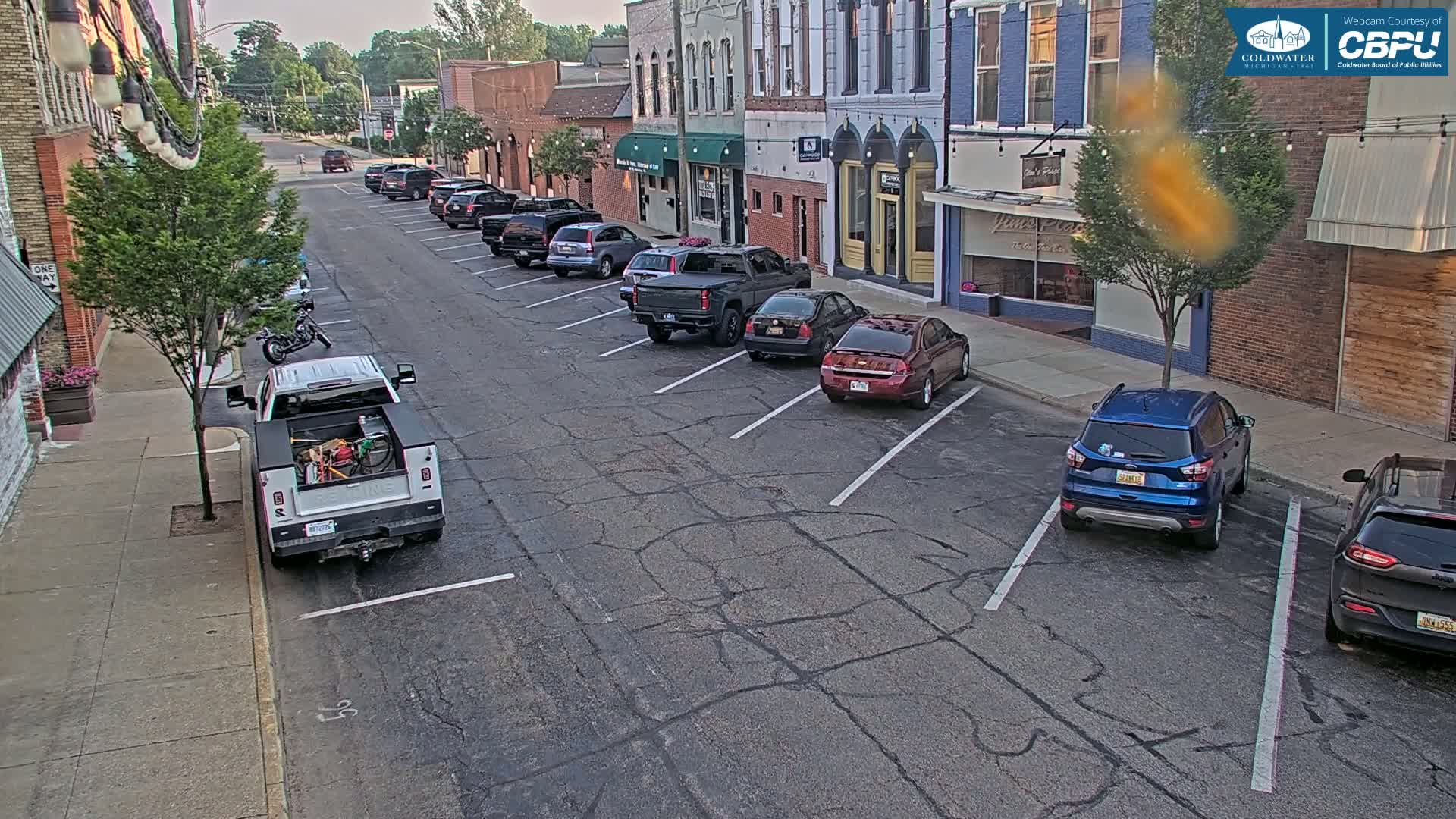Coldwater, Monroe Street Live Cam - Coldwater, Branch, Michigan, USA