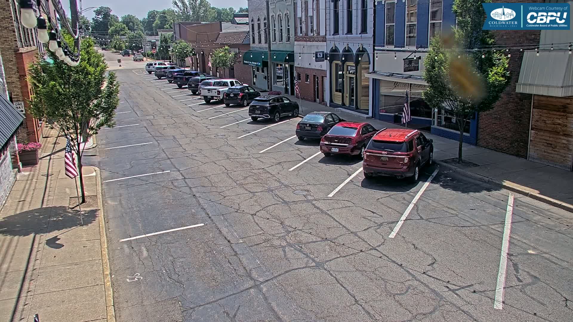 Coldwater, Monroe Street Live Cam - Coldwater, Branch, Michigan, USA