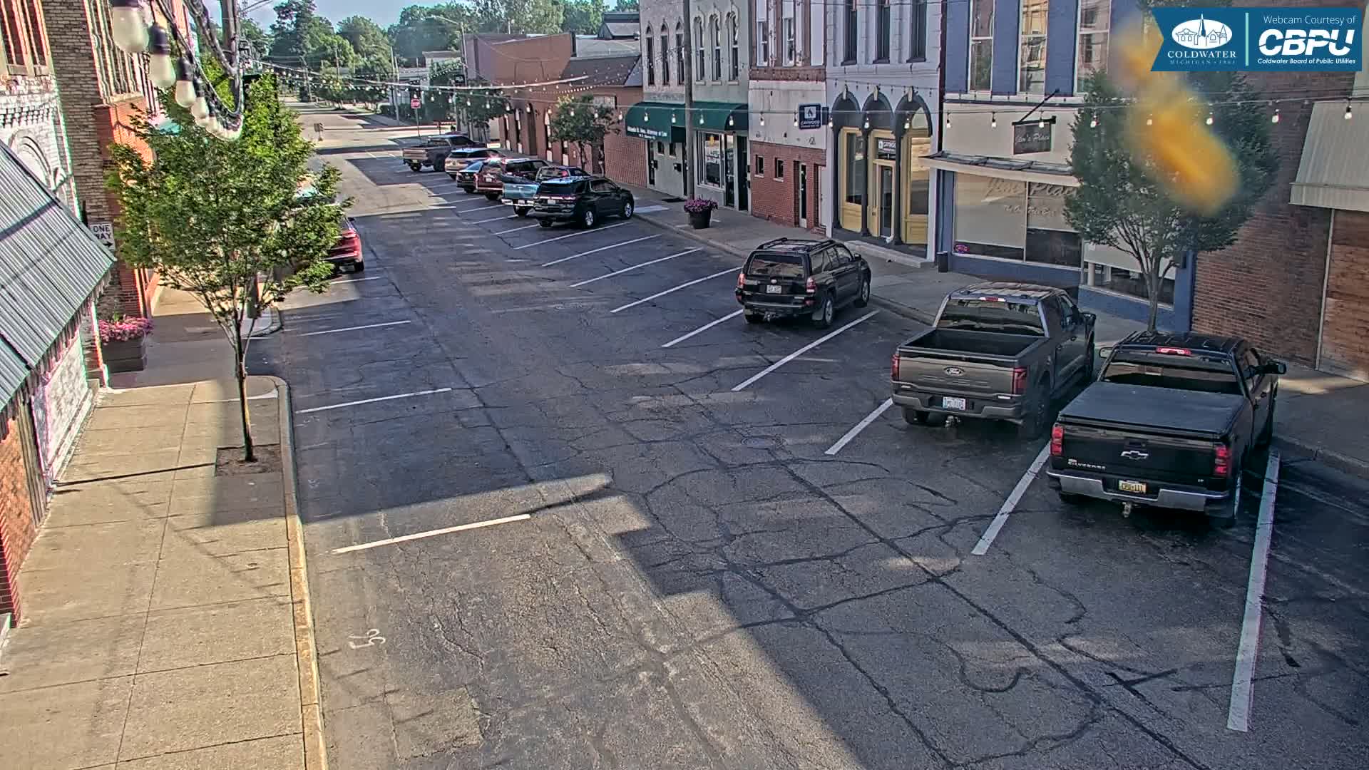 Coldwater, Monroe Street Live Cam - Coldwater, Branch, Michigan, USA