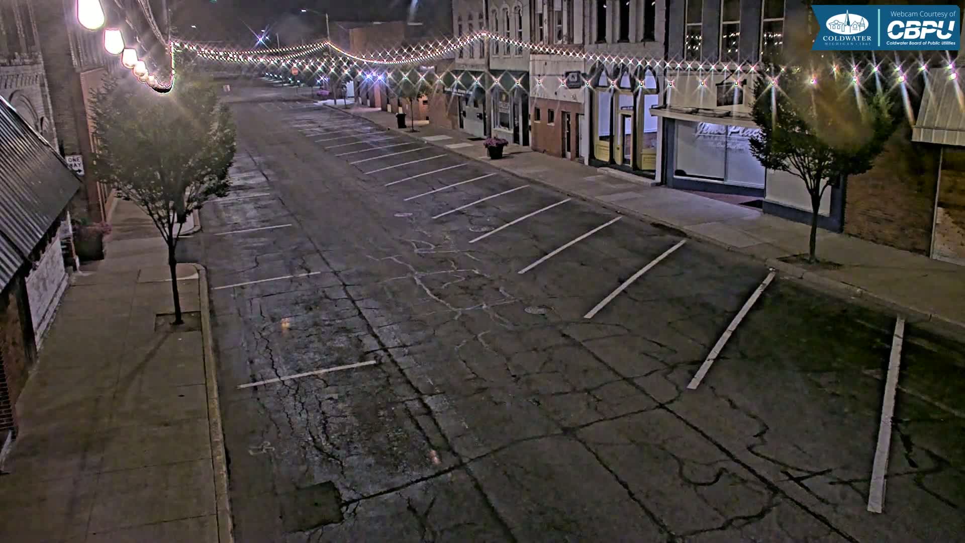 Coldwater, Monroe Street Live Cam - Coldwater, Branch, Michigan, USA