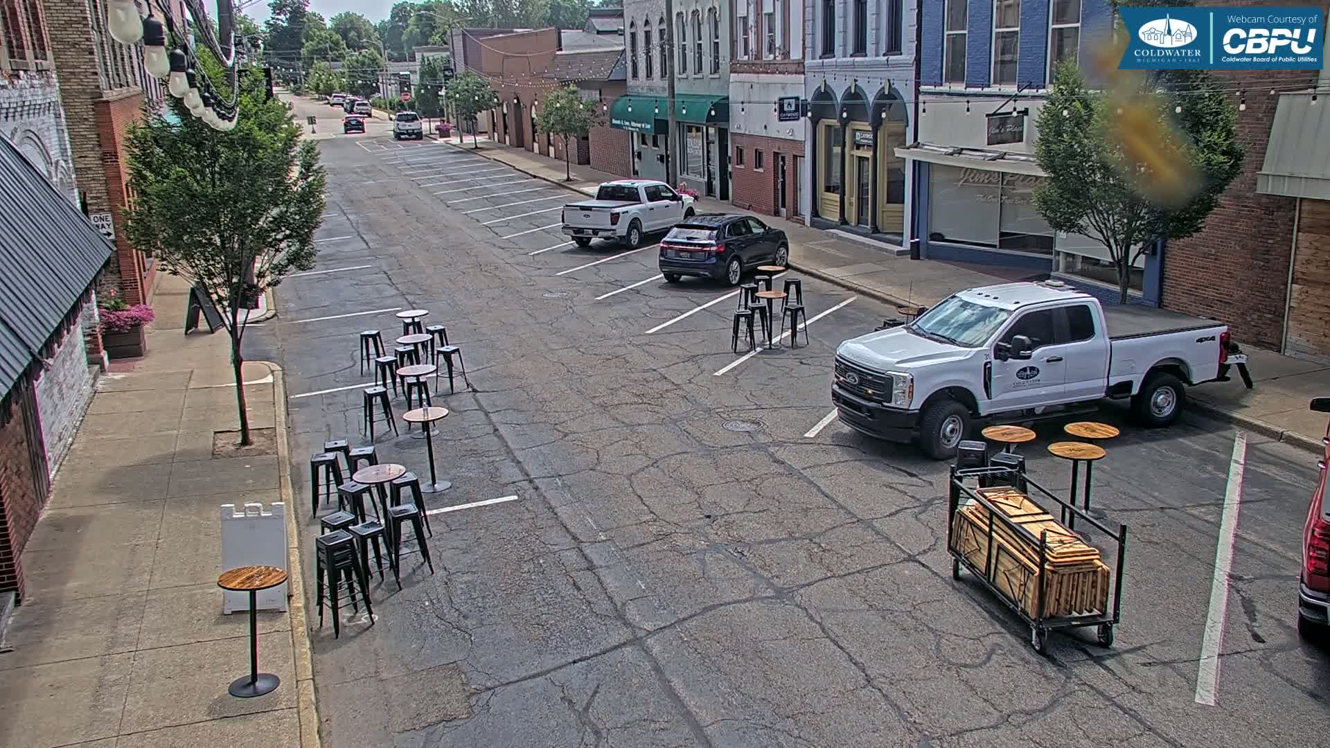 Coldwater, Monroe Street Live Cam - Coldwater, Branch, Michigan, USA