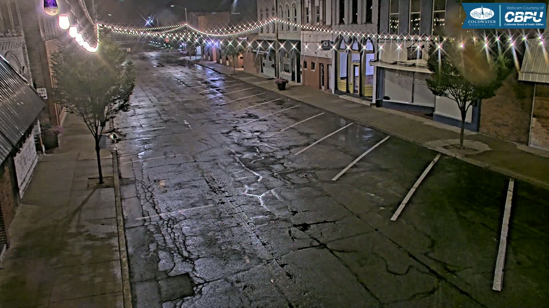 Coldwater, Monroe Street Live Cam - Coldwater, Branch, Michigan, USA