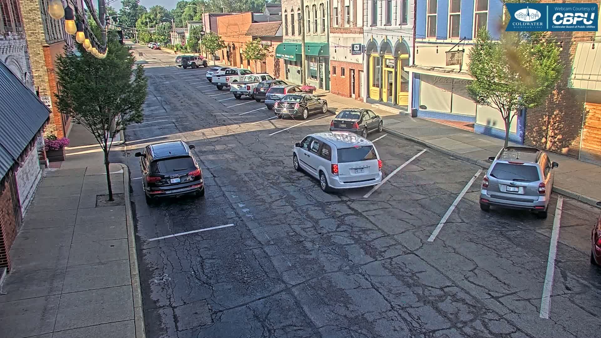 Coldwater, Monroe Street Live Cam - Coldwater, Branch, Michigan, USA