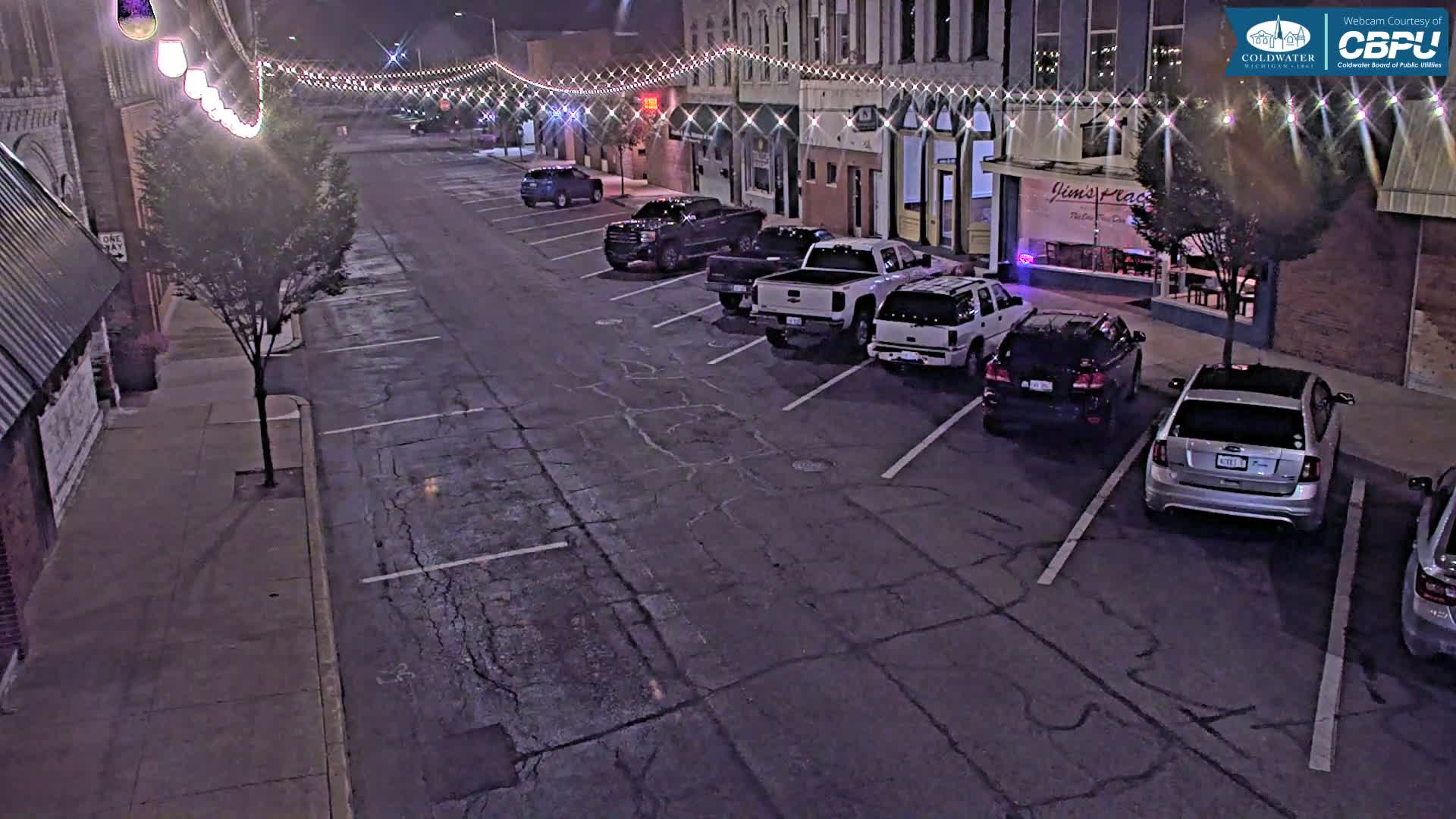 Coldwater, Monroe Street Live Cam - Coldwater, Branch, Michigan, USA