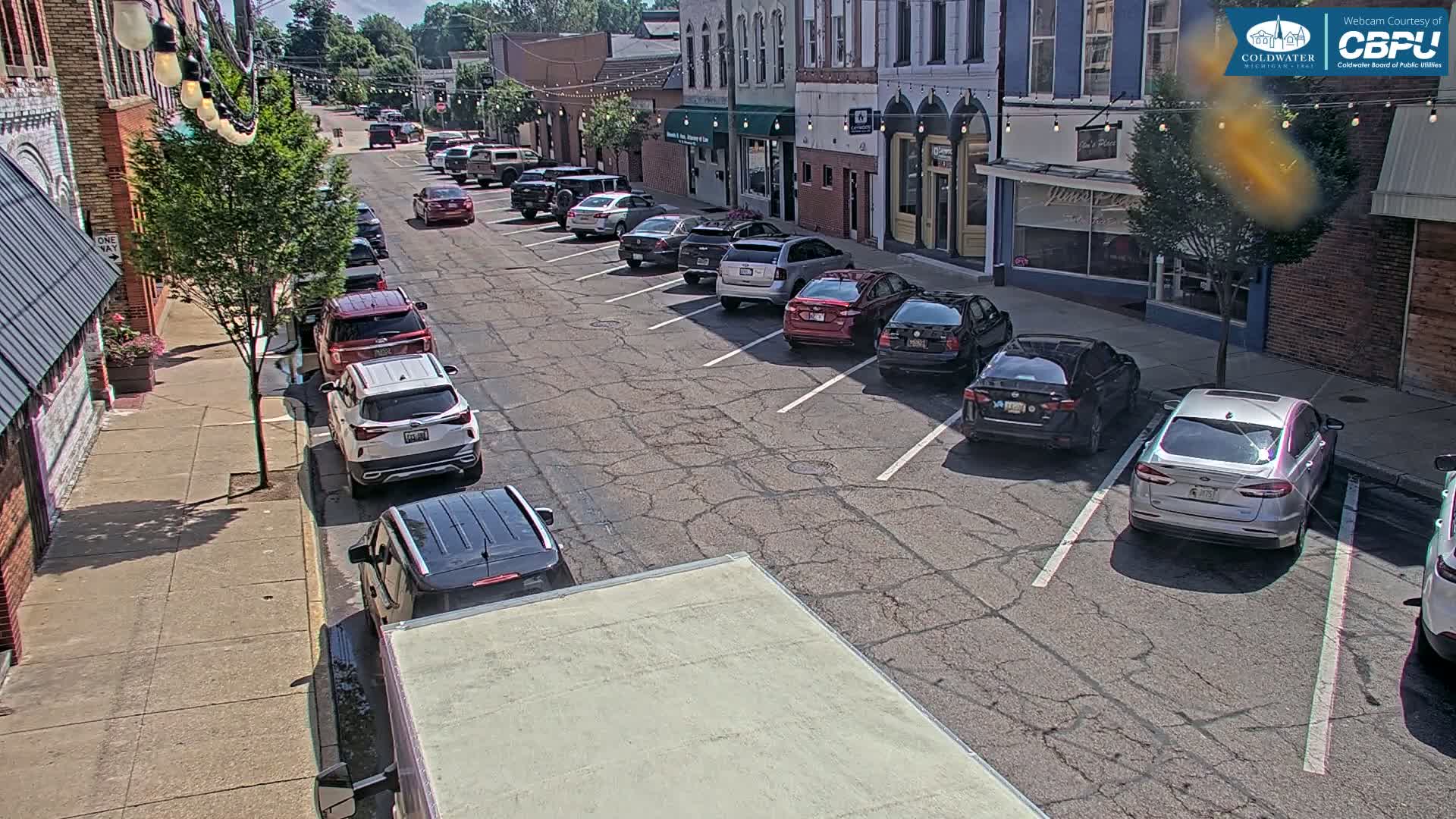 Coldwater, Monroe Street Live Cam - Coldwater, Branch, Michigan, USA