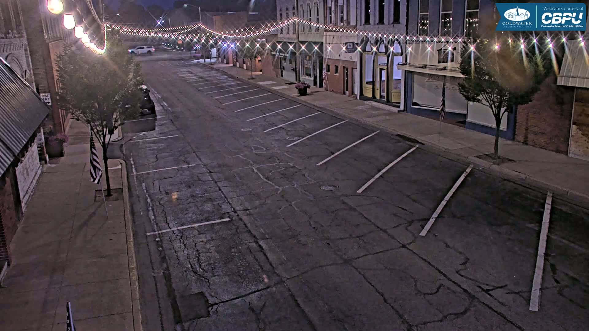 Coldwater, Monroe Street Live Cam - Coldwater, Branch, Michigan, USA