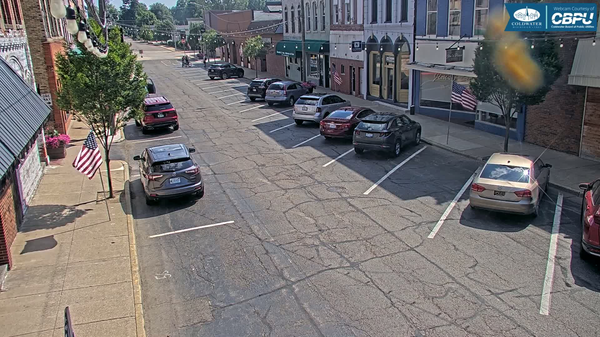 Coldwater, Monroe Street Live Cam - Coldwater, Branch, Michigan, USA