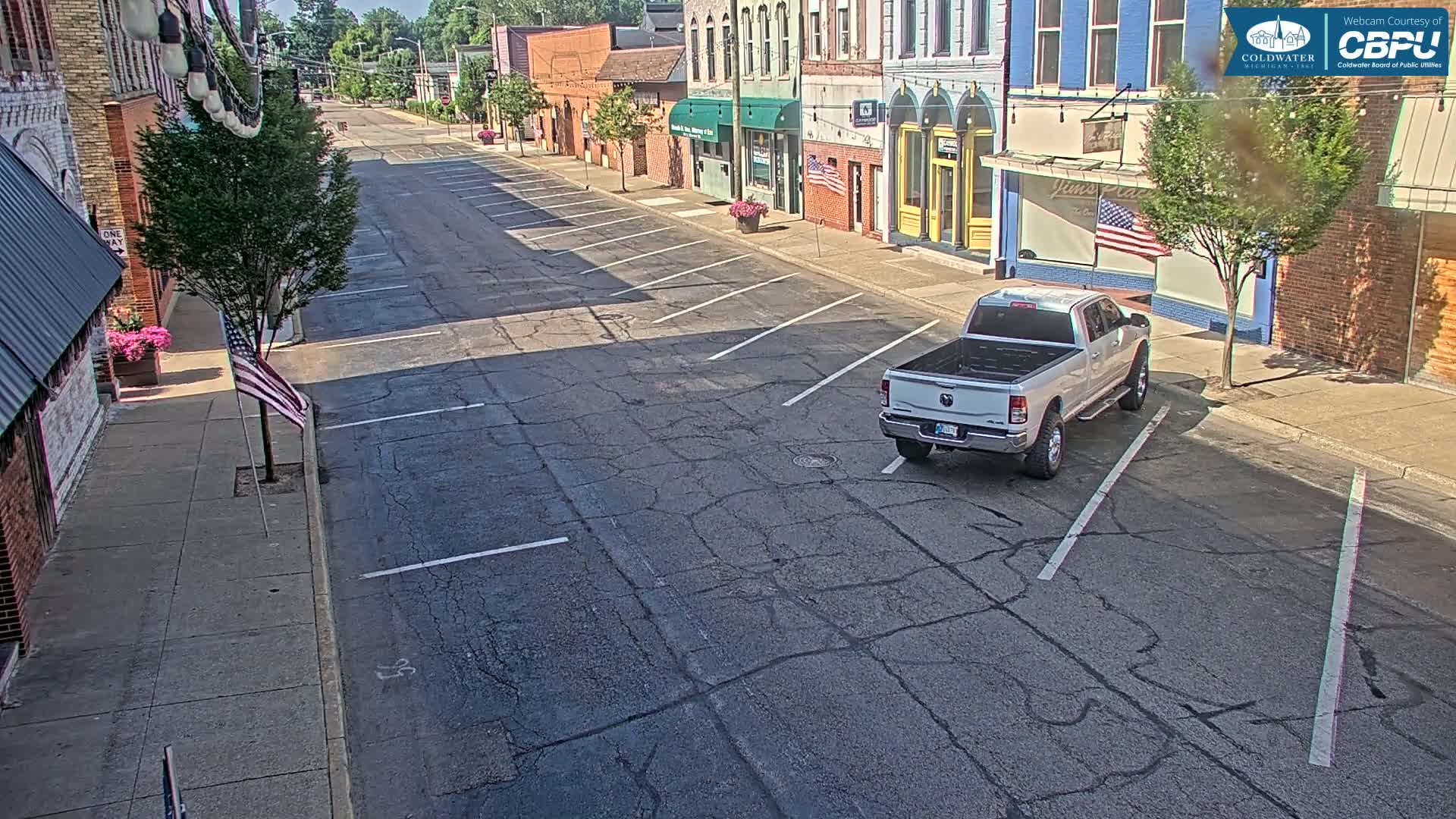 Coldwater, Monroe Street Live Cam - Coldwater, Branch, Michigan, USA