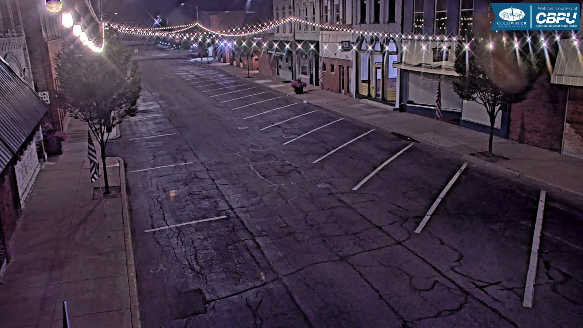 Coldwater, Monroe Street Live Cam - Coldwater, Branch, Michigan, USA