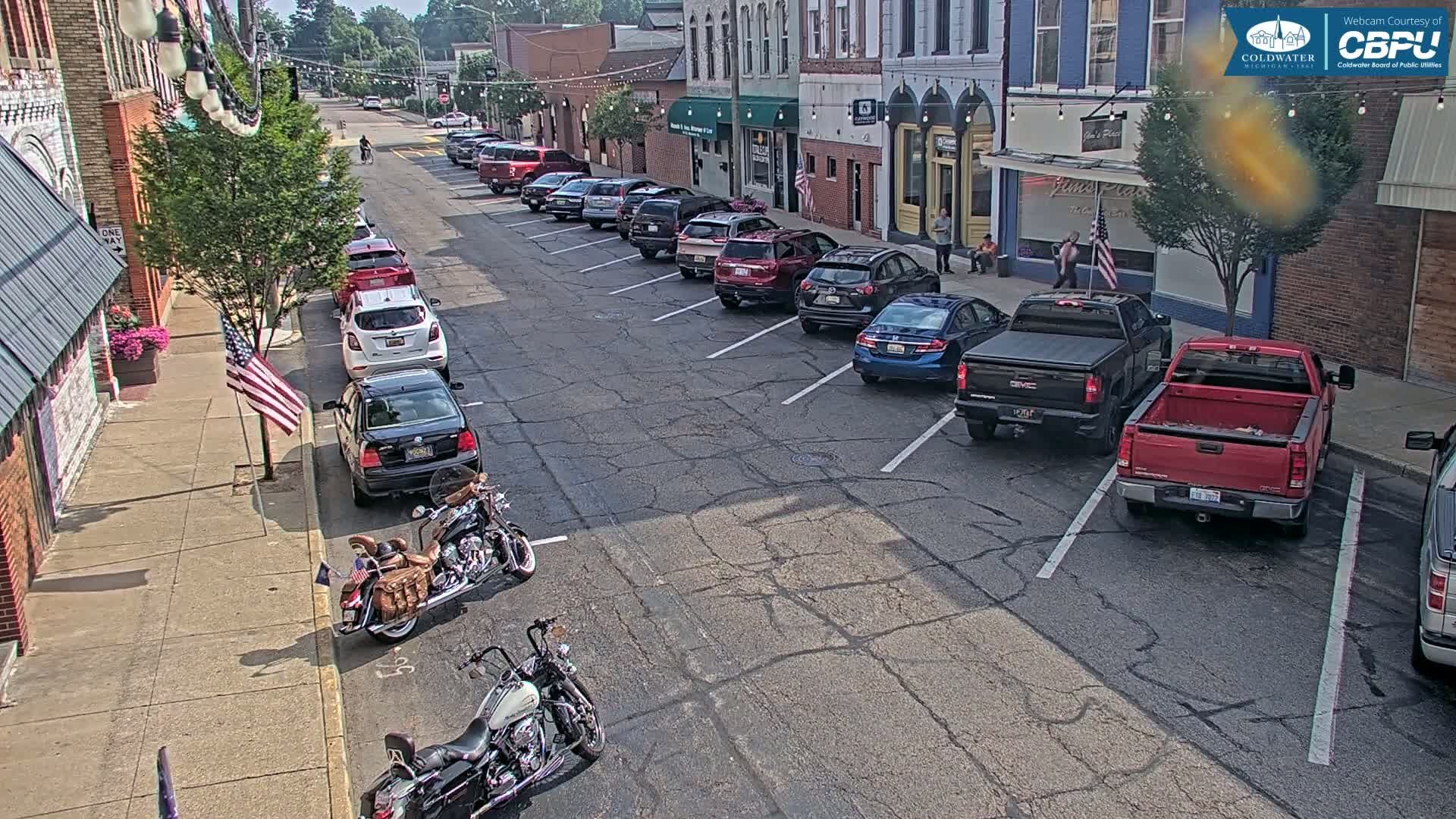 Coldwater, Monroe Street Live Cam - Coldwater, Branch, Michigan, USA