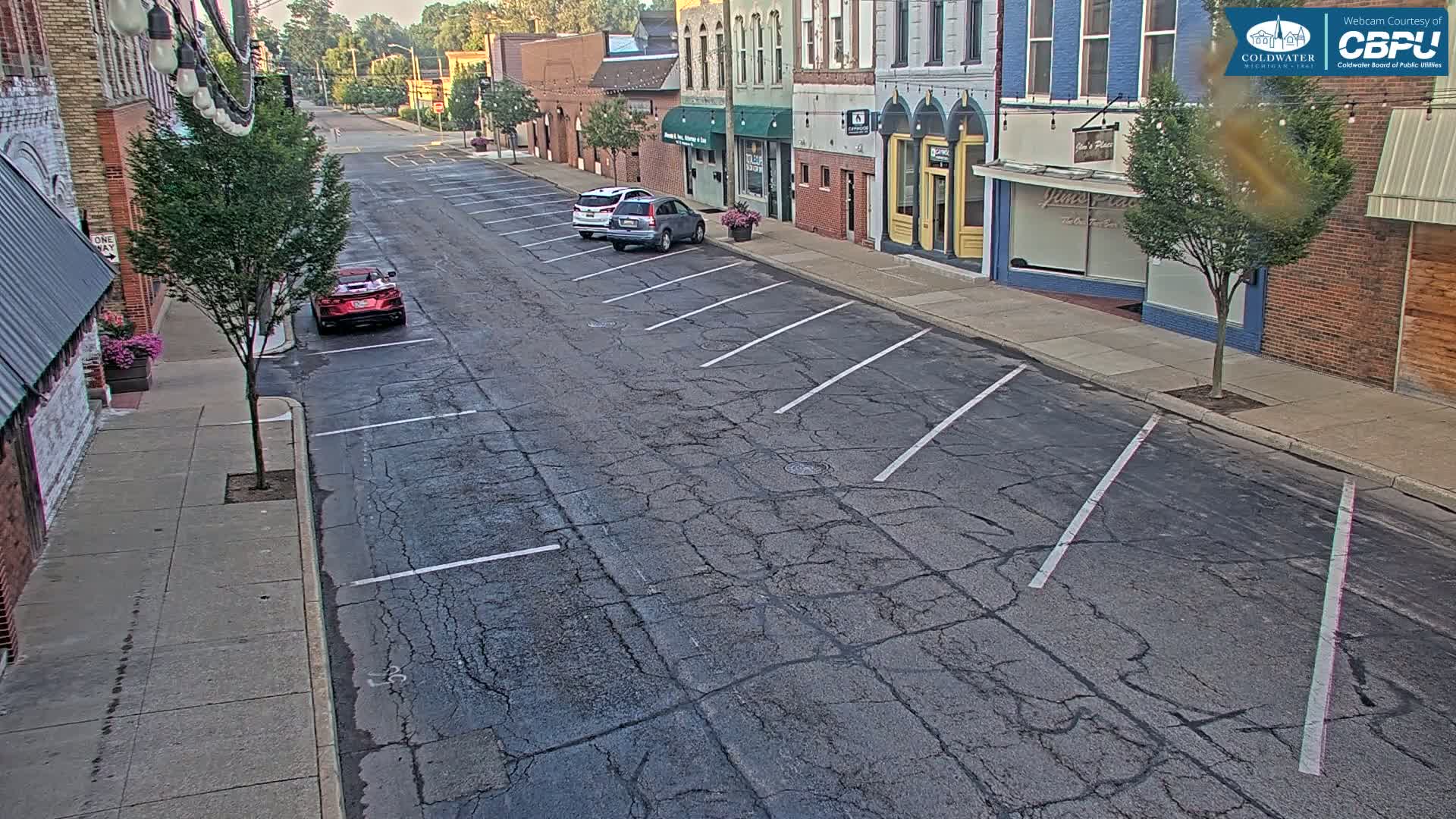 Coldwater, Monroe Street Live Cam - Coldwater, Branch, Michigan, USA