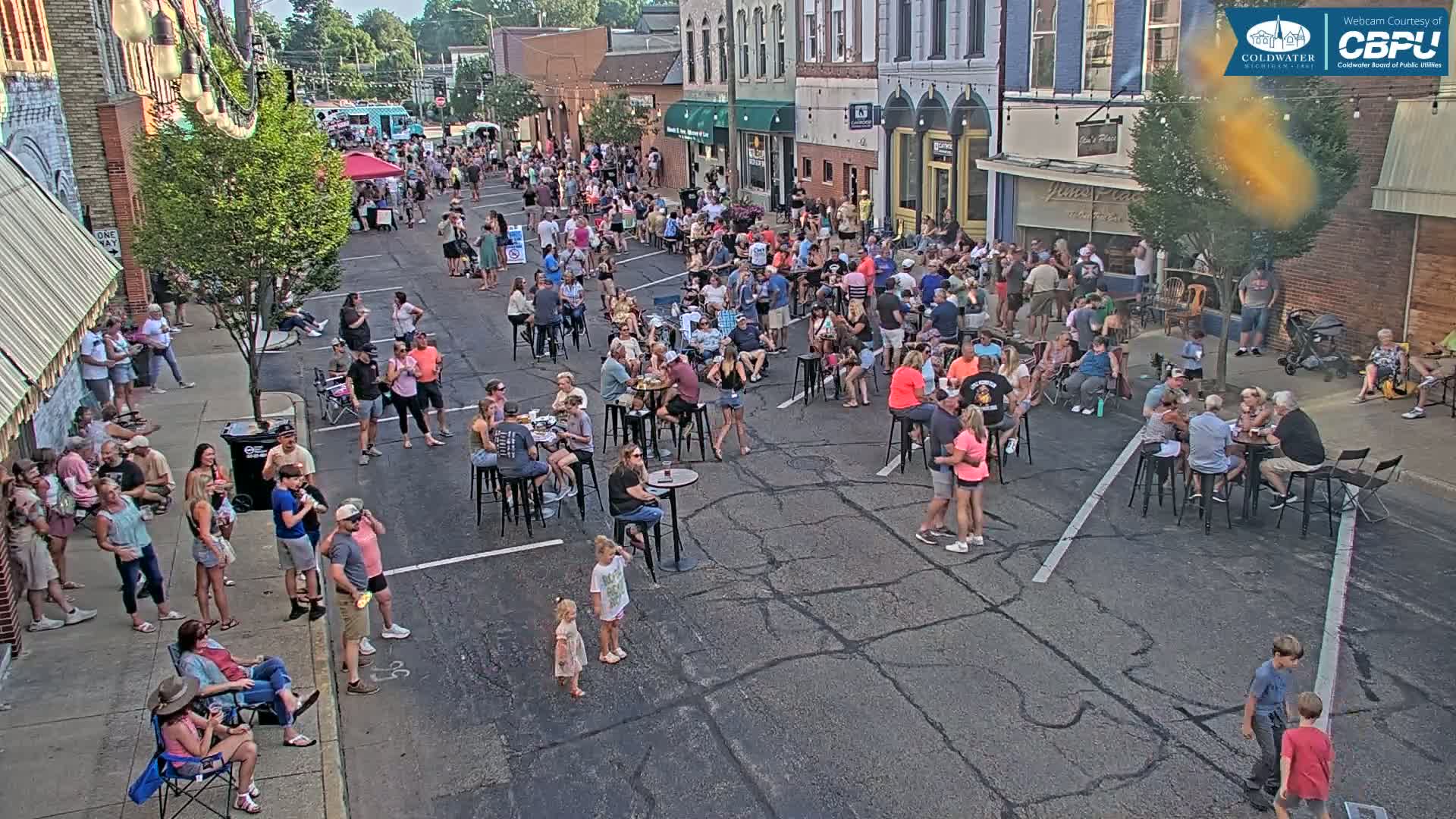 Coldwater, Monroe Street Live Cam - Coldwater, Branch, Michigan, USA