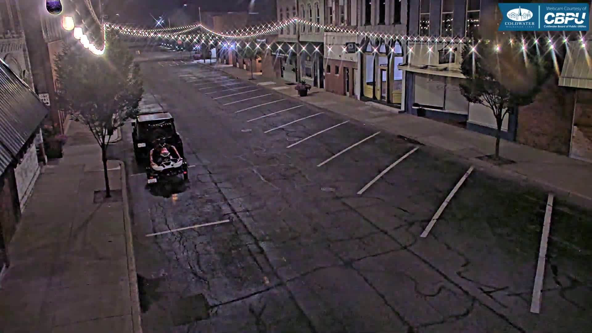 Coldwater, Monroe Street Live Cam - Coldwater, Branch, Michigan, USA