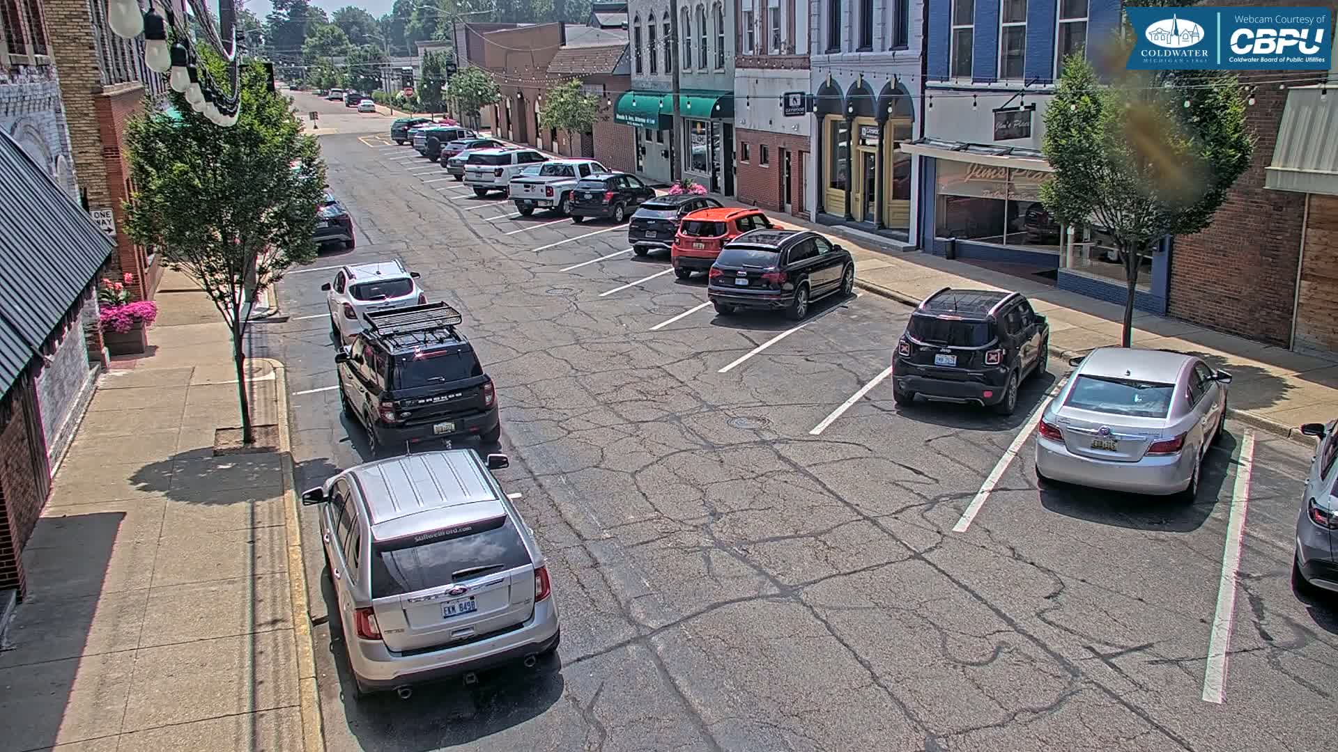 Coldwater, Monroe Street Live Cam - Coldwater, Branch, Michigan, USA