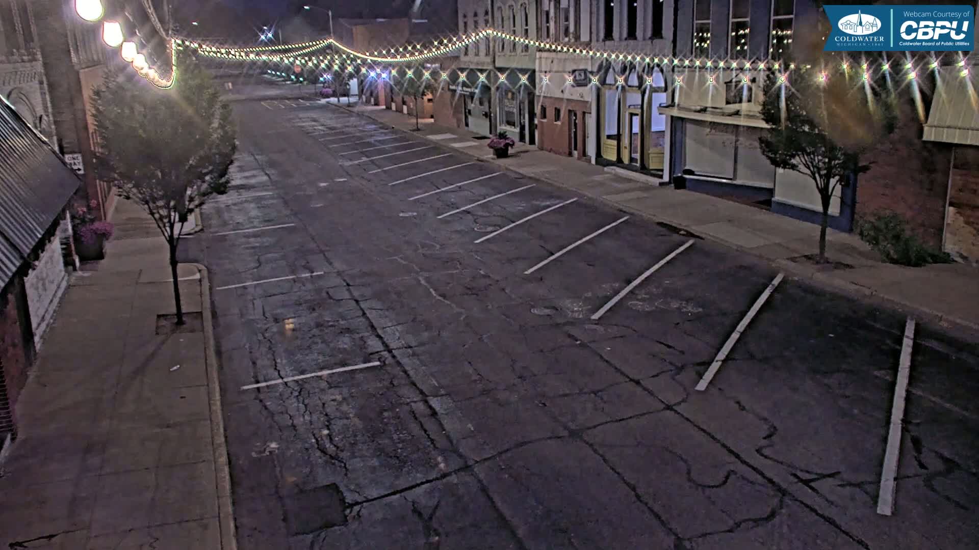 Coldwater, Monroe Street Live Cam - Coldwater, Branch, Michigan, USA