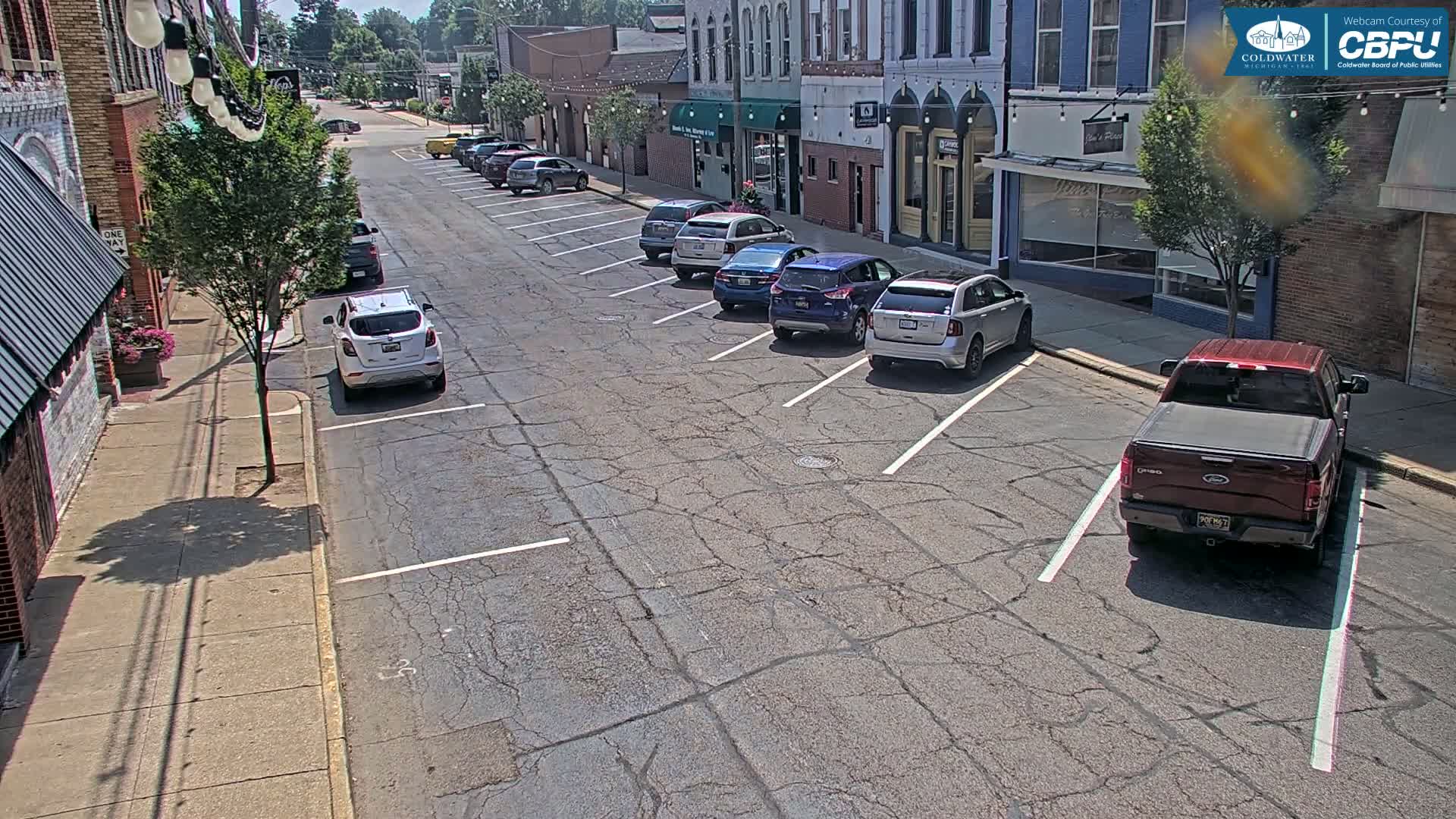 Coldwater, Monroe Street Live Cam - Coldwater, Branch, Michigan, USA