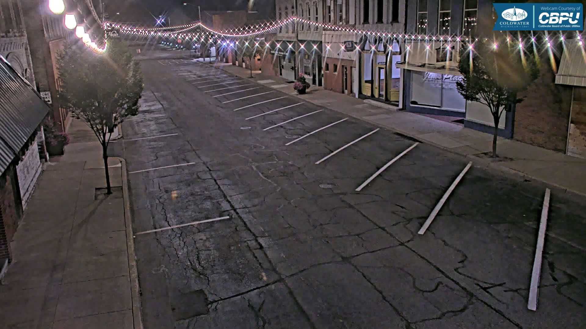 Coldwater, Monroe Street Live Cam - Coldwater, Branch, Michigan, USA
