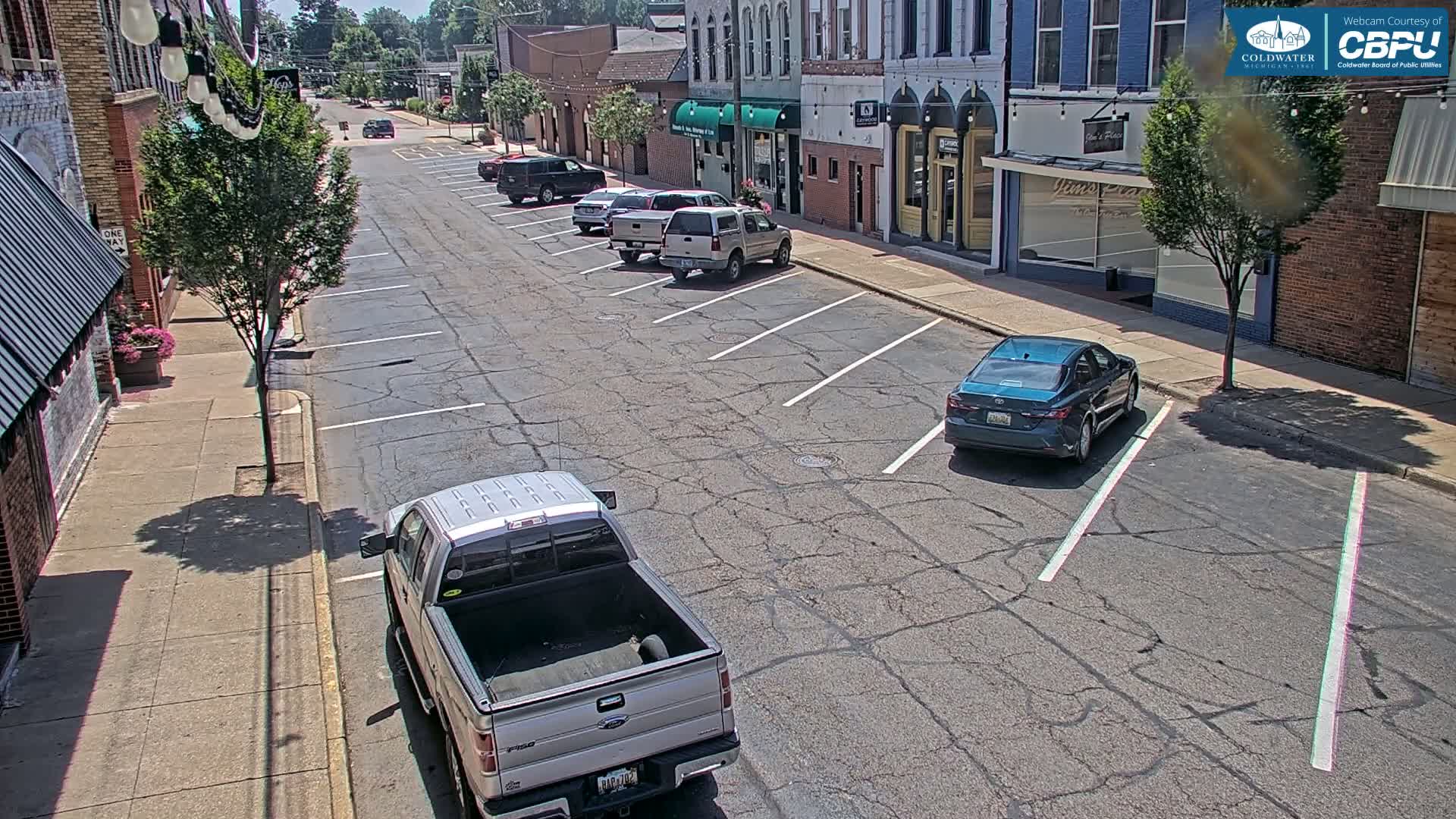 Coldwater, Monroe Street Live Cam - Coldwater, Branch, Michigan, USA