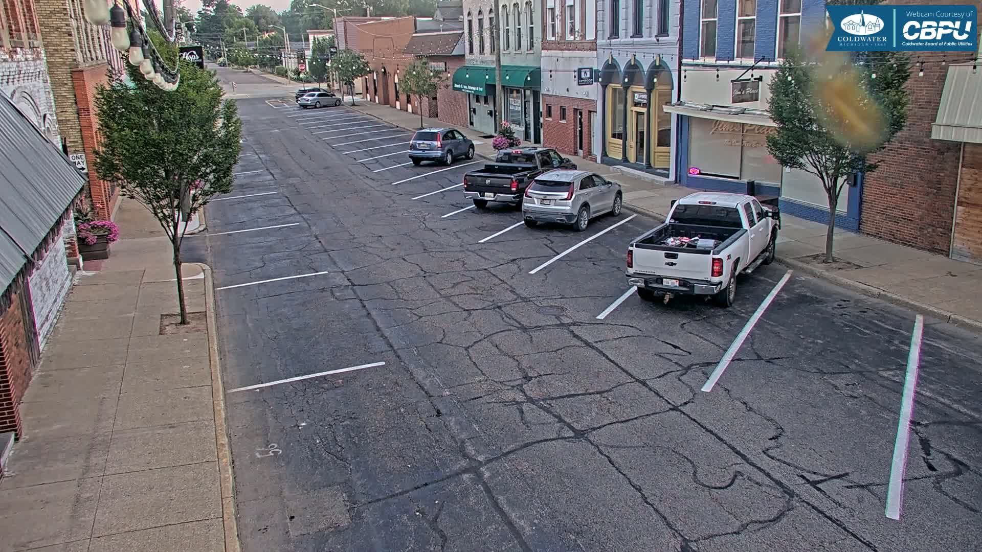 Coldwater, Monroe Street Live Cam - Coldwater, Branch, Michigan, USA