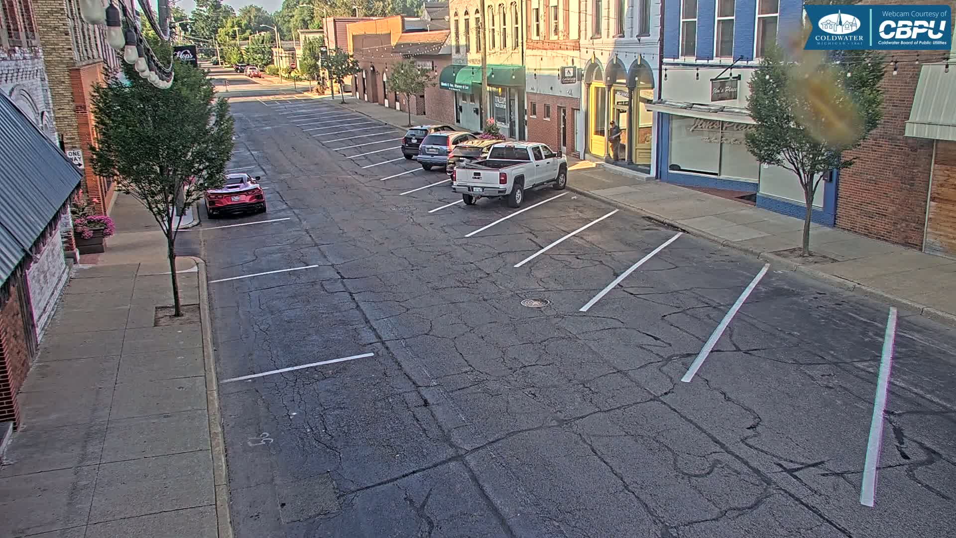 Coldwater, Monroe Street Live Cam - Coldwater, Branch, Michigan, USA