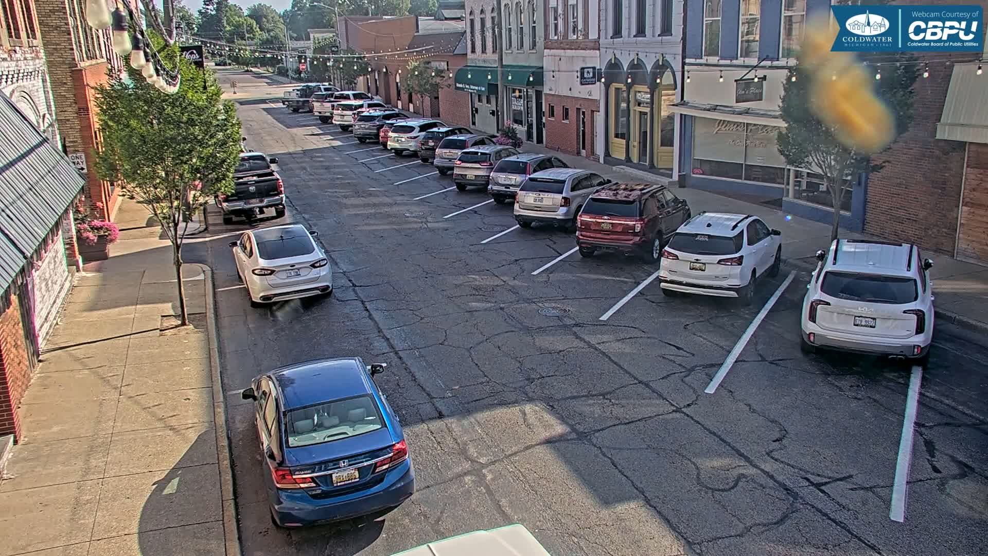Coldwater, Monroe Street Live Cam - Coldwater, Branch, Michigan, USA