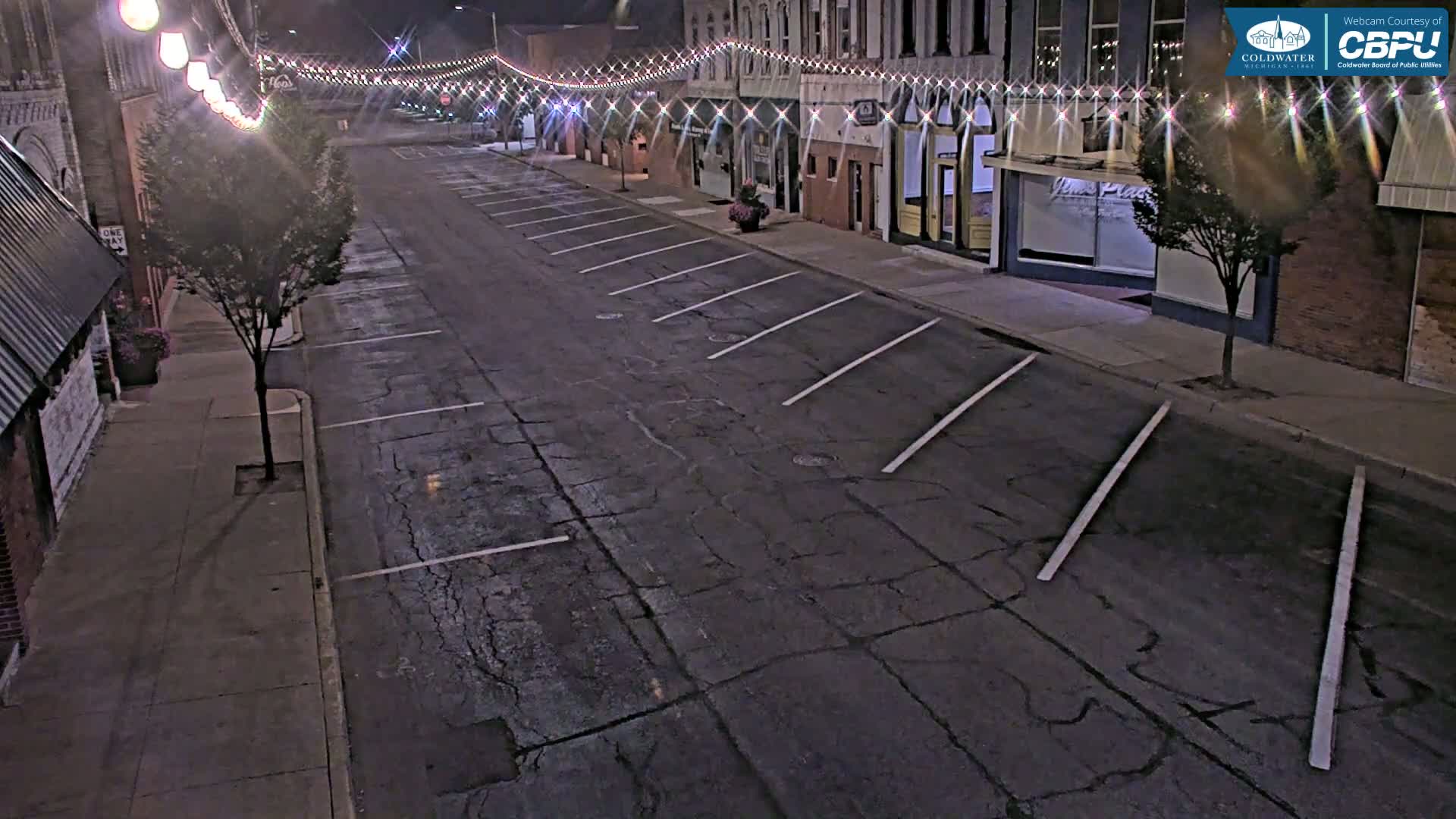Coldwater, Monroe Street Live Cam - Coldwater, Branch, Michigan, USA