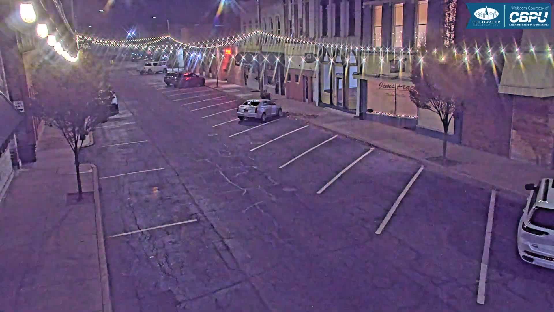 Coldwater, Monroe Street Live Cam - Coldwater, Branch, Michigan, USA